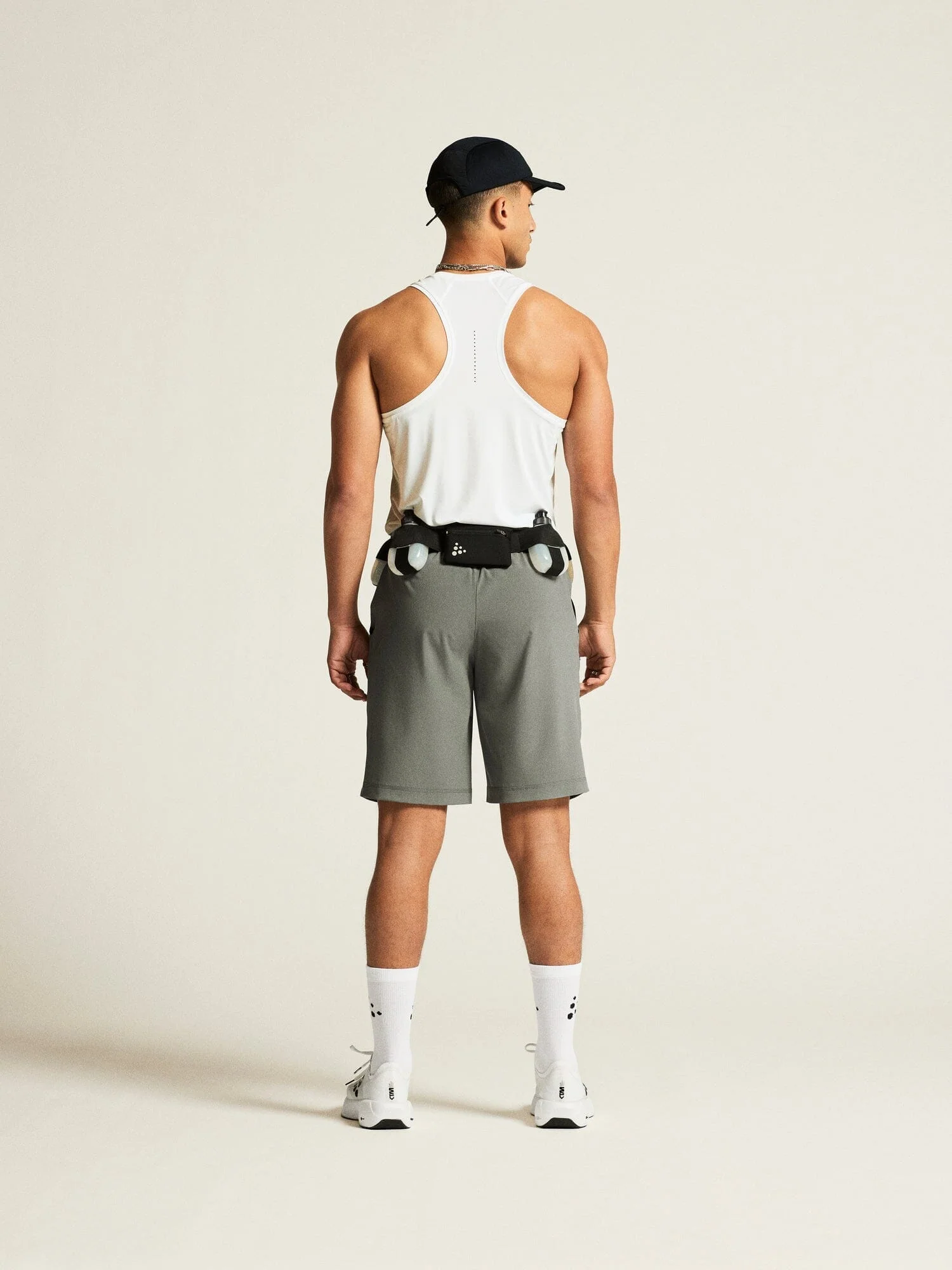 Men's Adv Essence Singlet 2 - White - Image 5