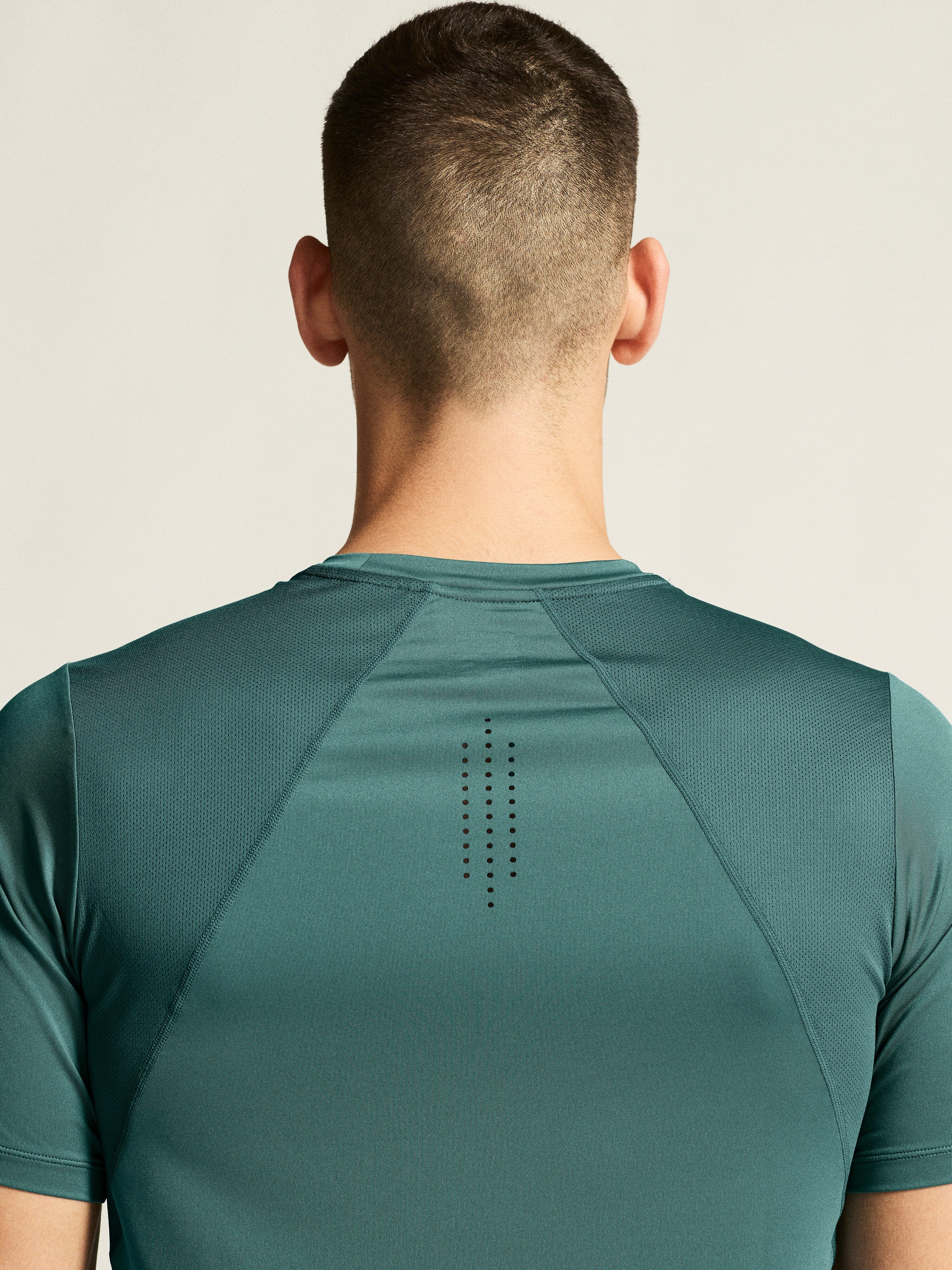 Men's Adv Essence SS Tee 2 - Hydrate - Image 4