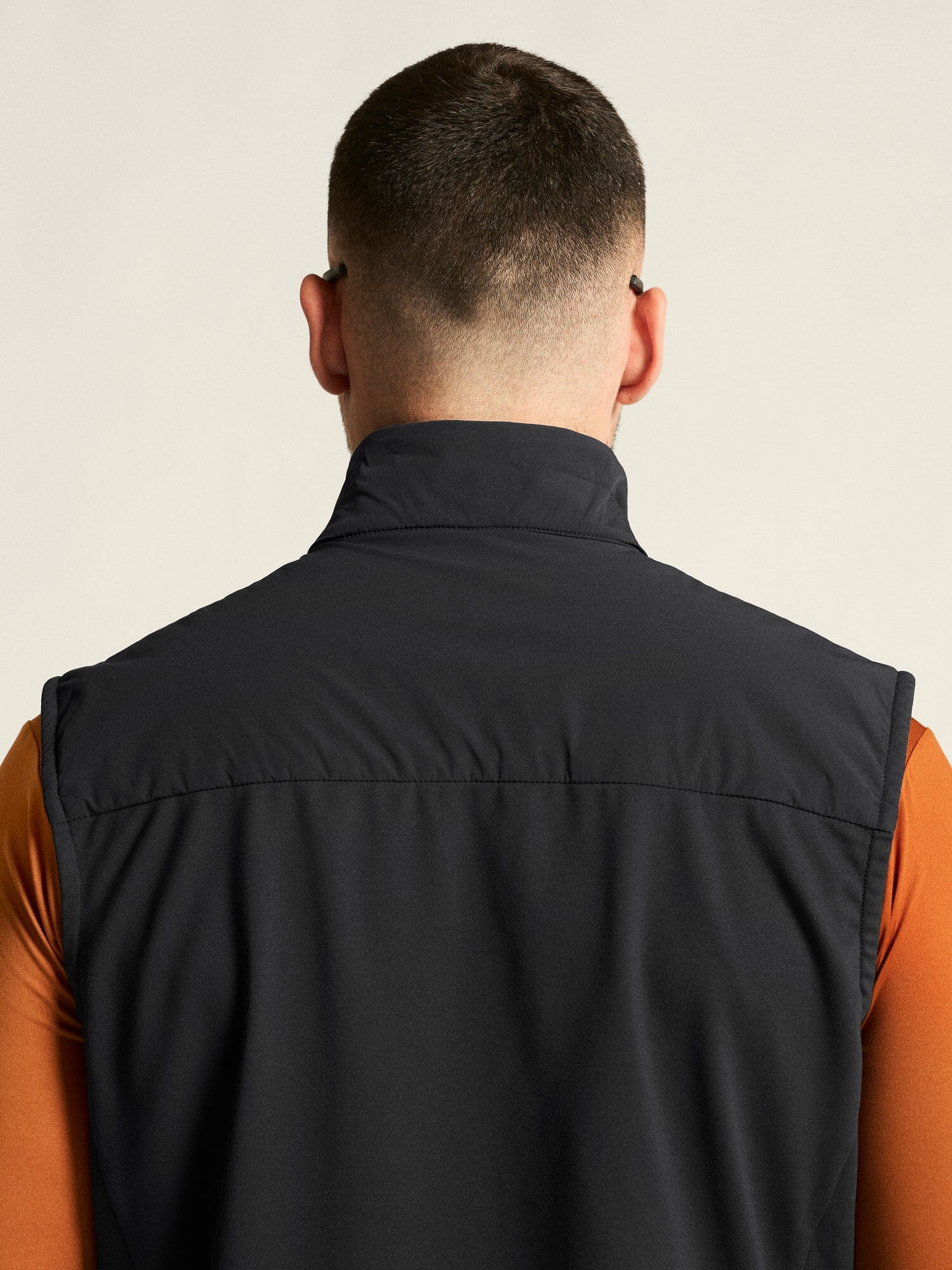 Men's ADV Essence Warm Running Vest 2 - Black - Image 5
