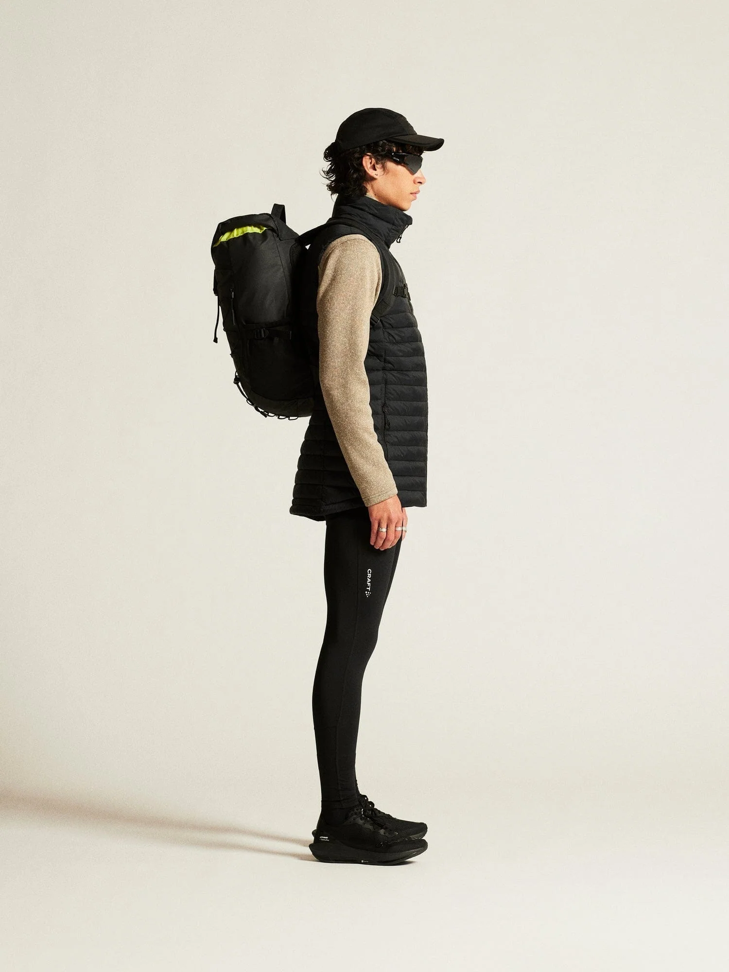 Men's ADV Explore Light Down Vest - Black - Image 6