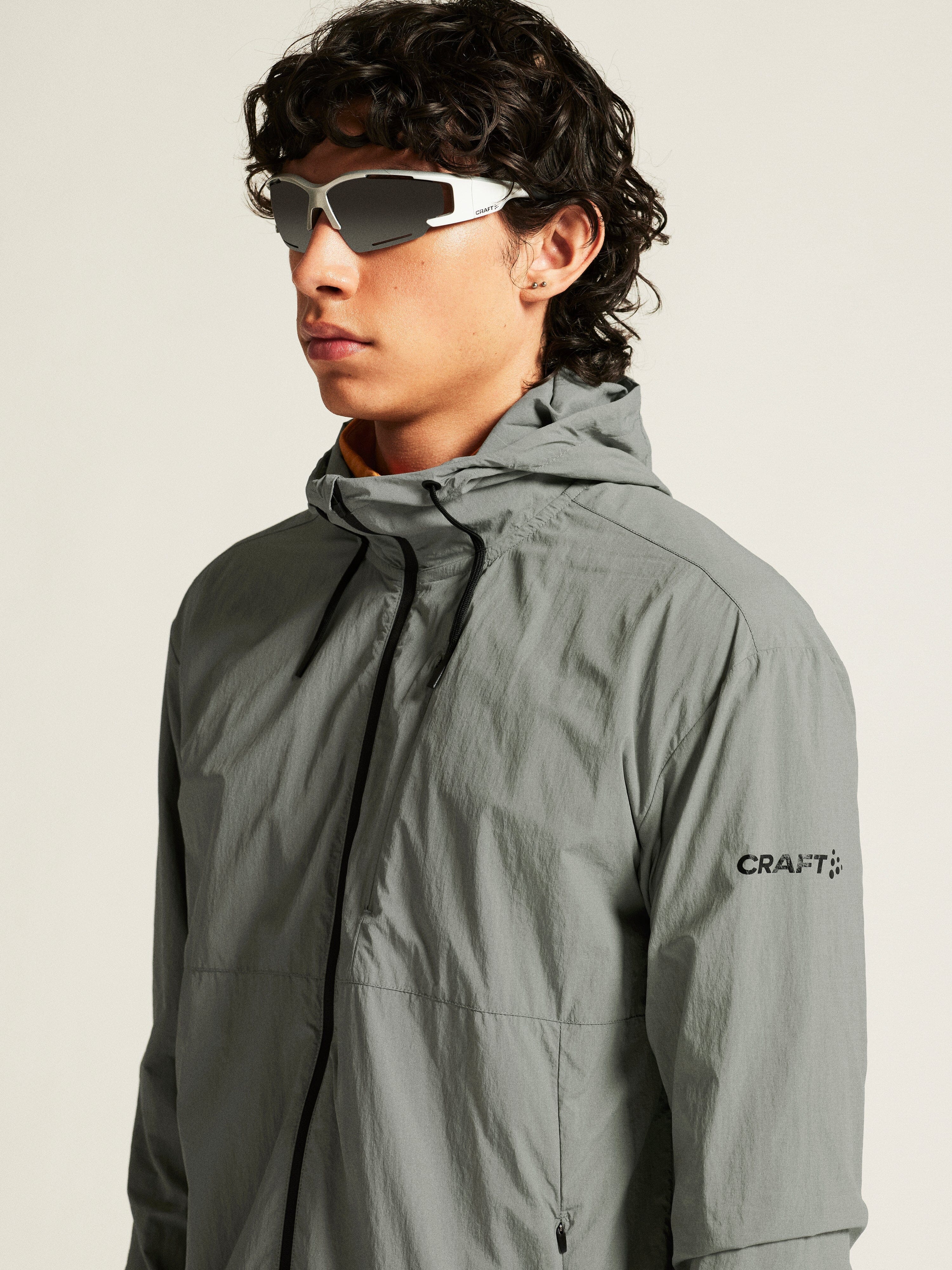 Men's ADV Join Windbreaker - Leaf - Image 5