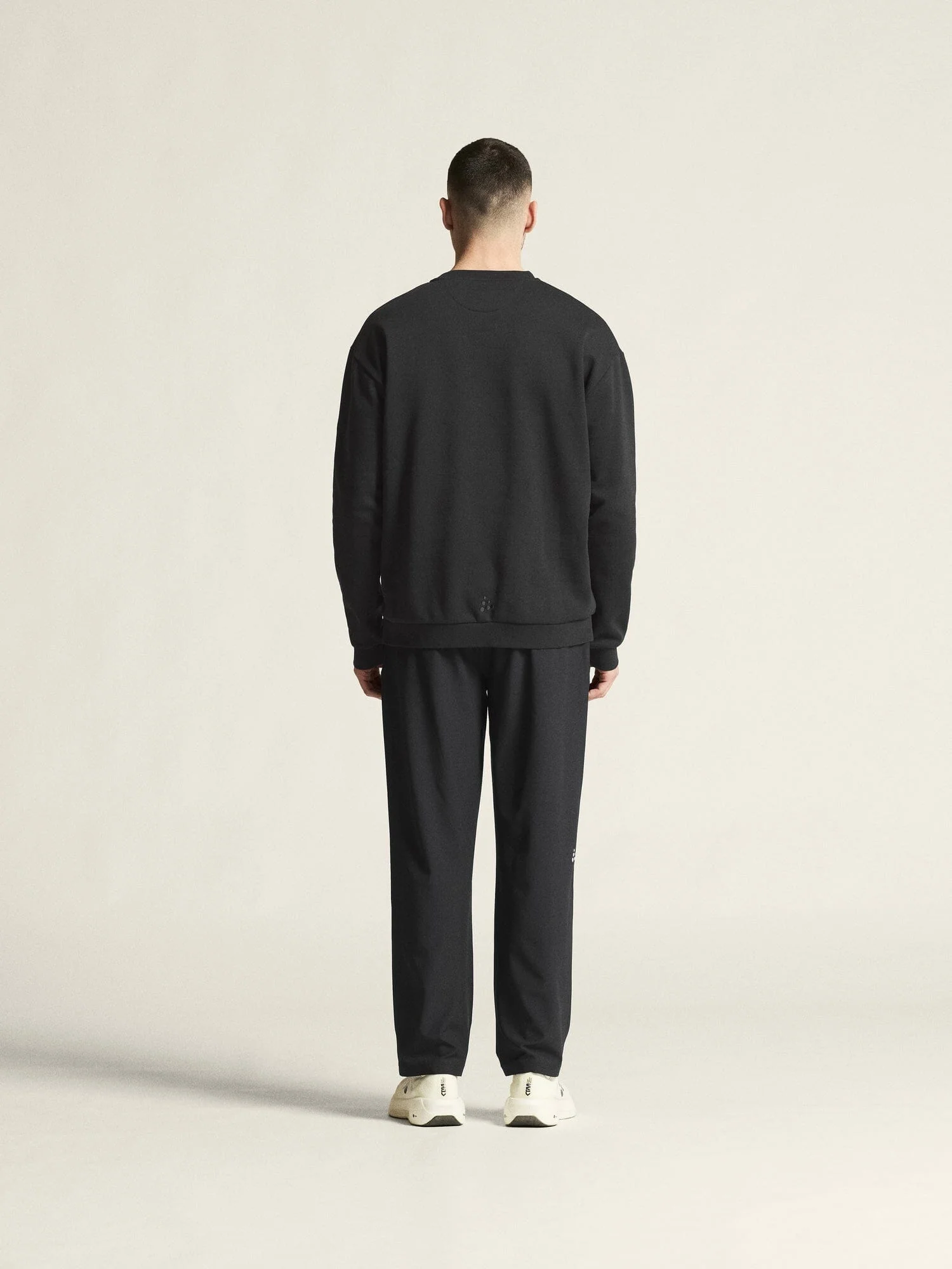 Men's Community 2.0 R Neck - Black - Image 6