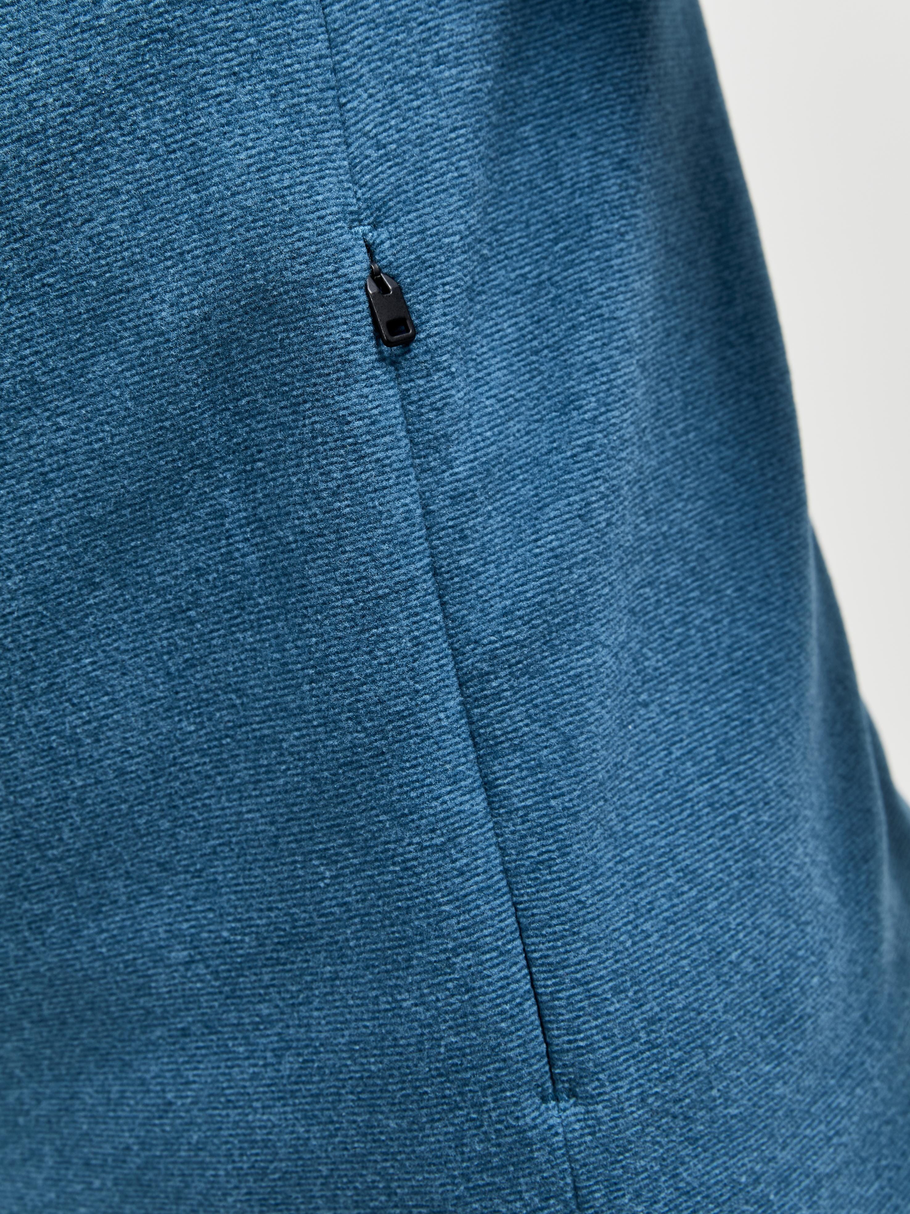 Men's Core Edge Thermal Midlayer - UNIVERSE/BLAZE - Image 4