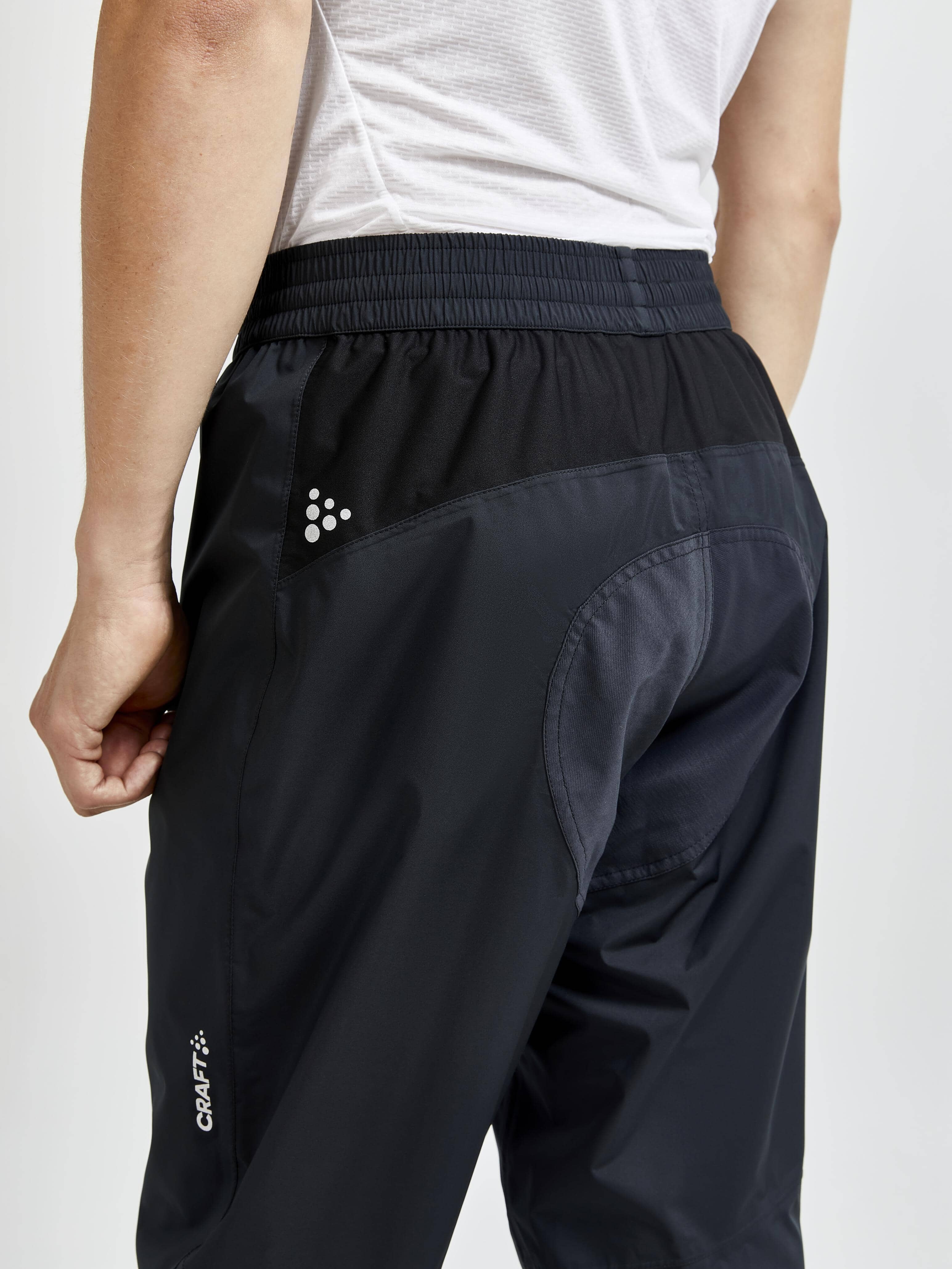 Men's Core Endur Hydro Cycling Pants - Black - Image 4