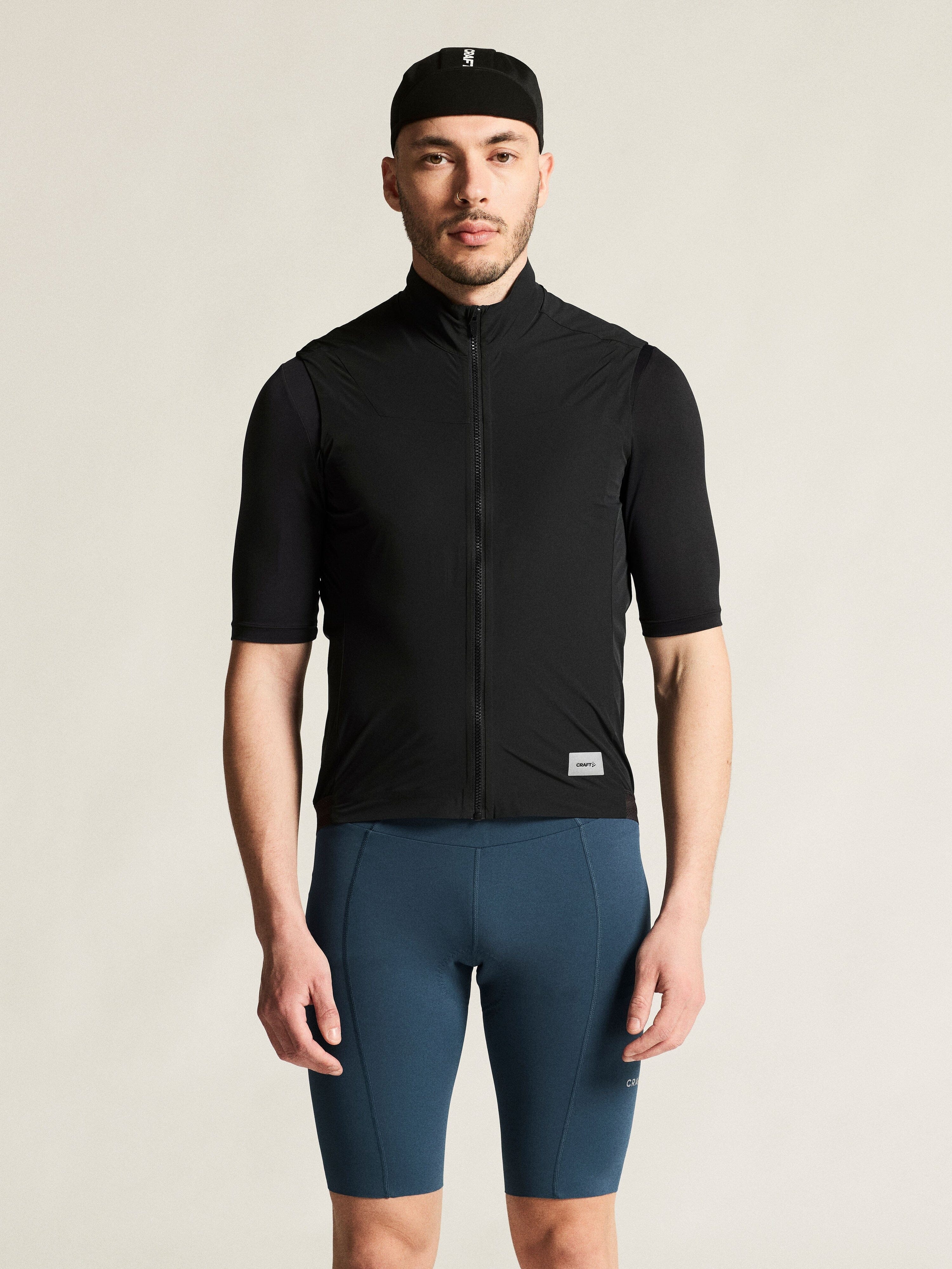 Men's Endur Light Wind Vest - Black - Image 2