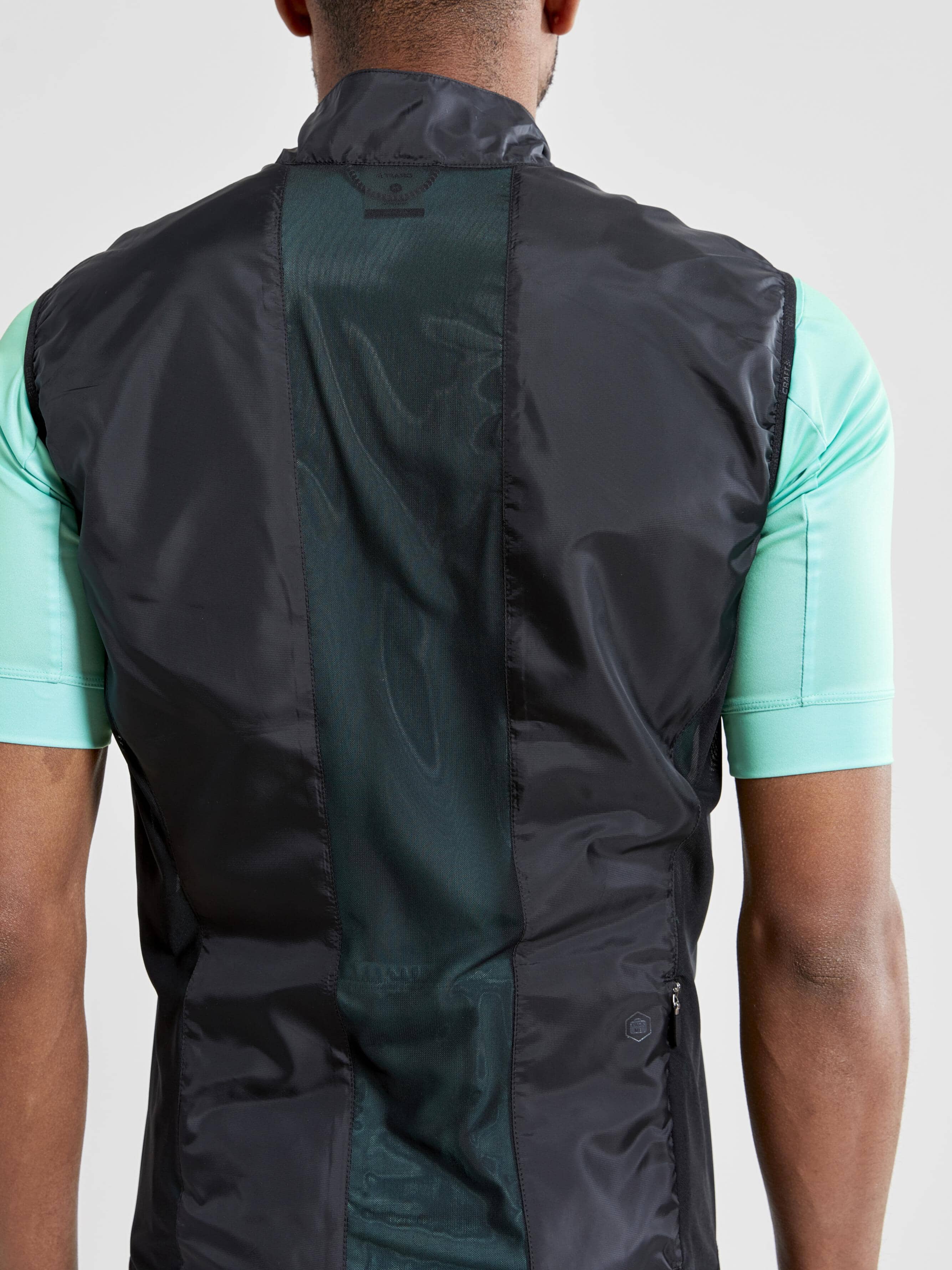 Men's Essence Light Wind Cycling Vest - Black - Image 5