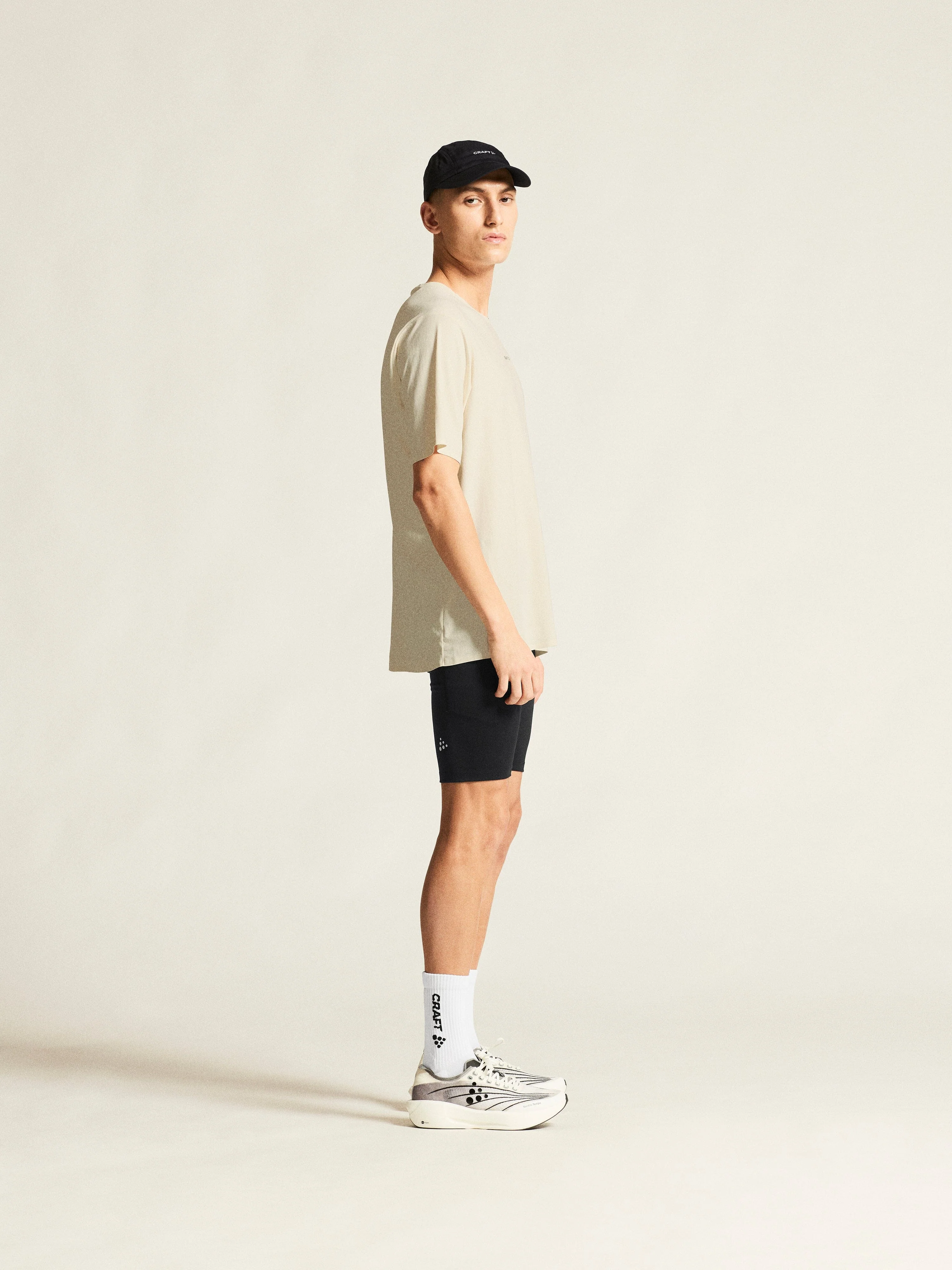 Men's Essence Short Tights 3 - Black - Image 5