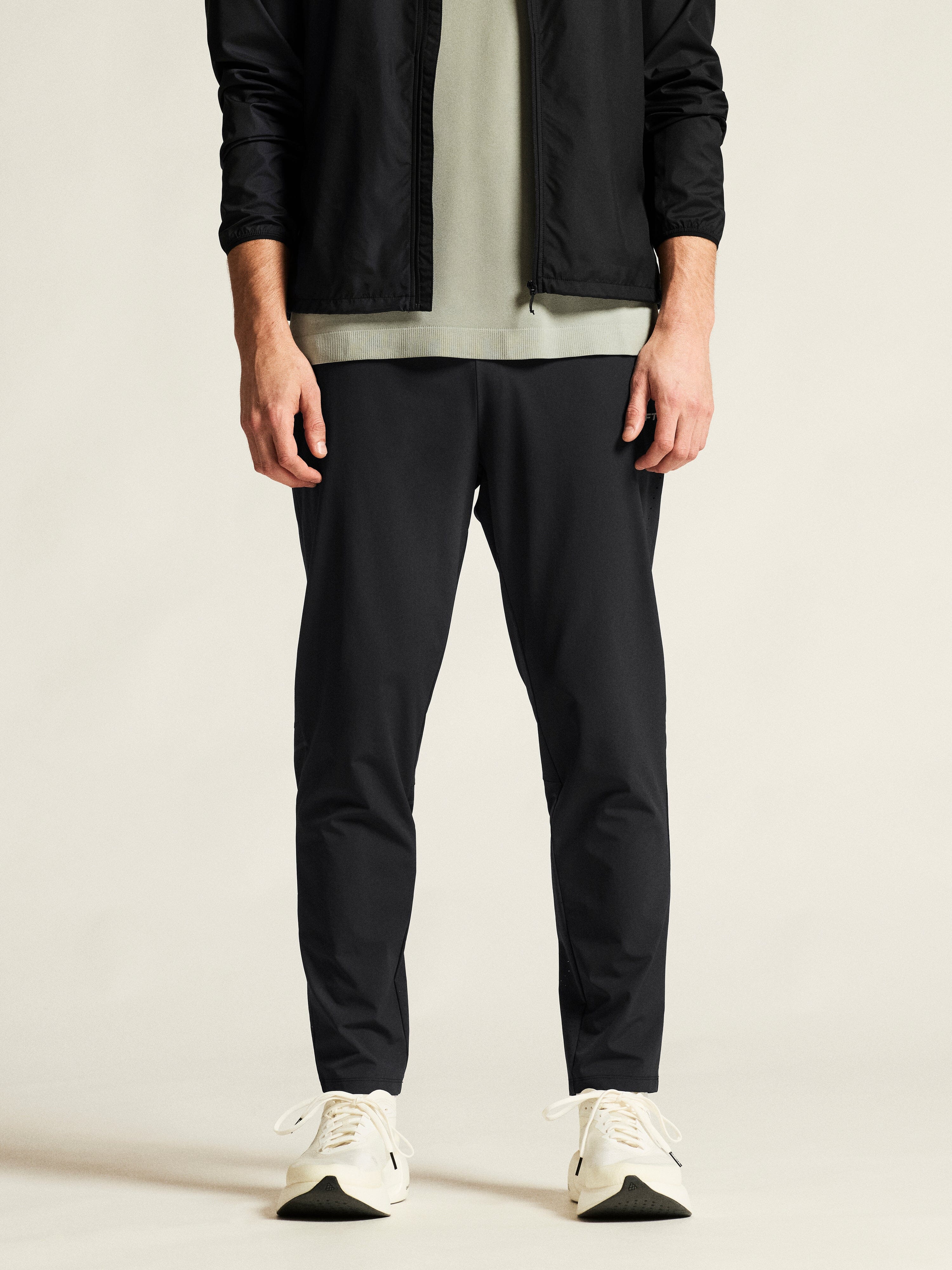 Men's Essence Training Pants 3 - Black - Image 2