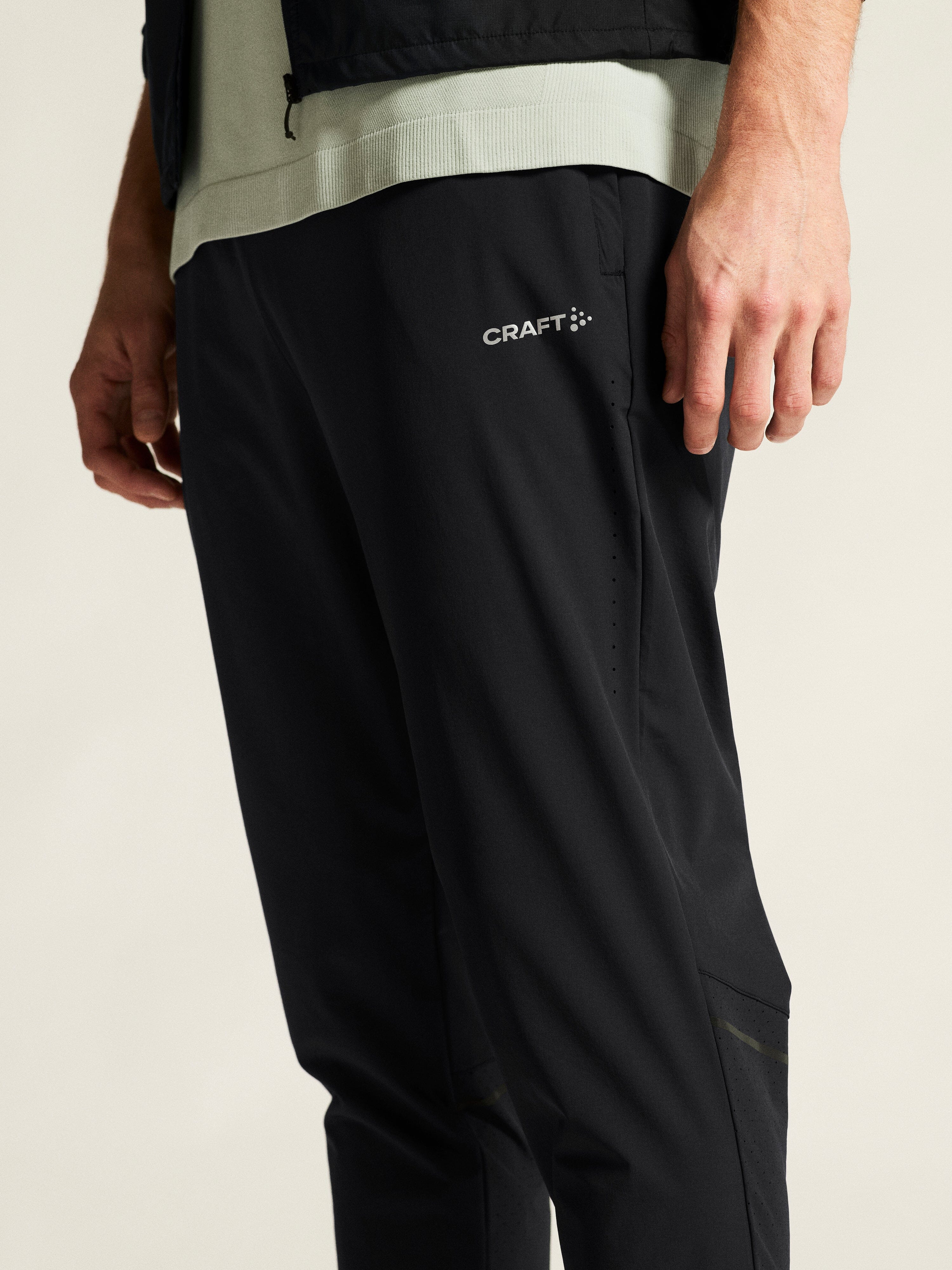 Men's Essence Training Pants 3 - Black - Image 3