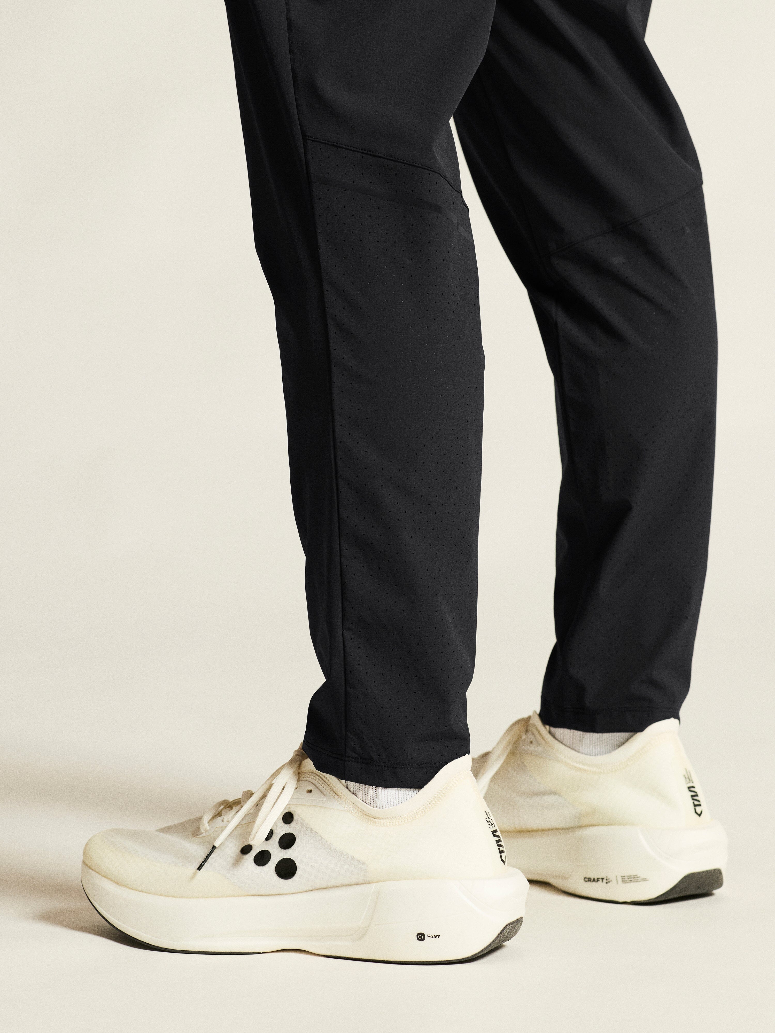 Men's Essence Training Pants 3 - Black - Image 4