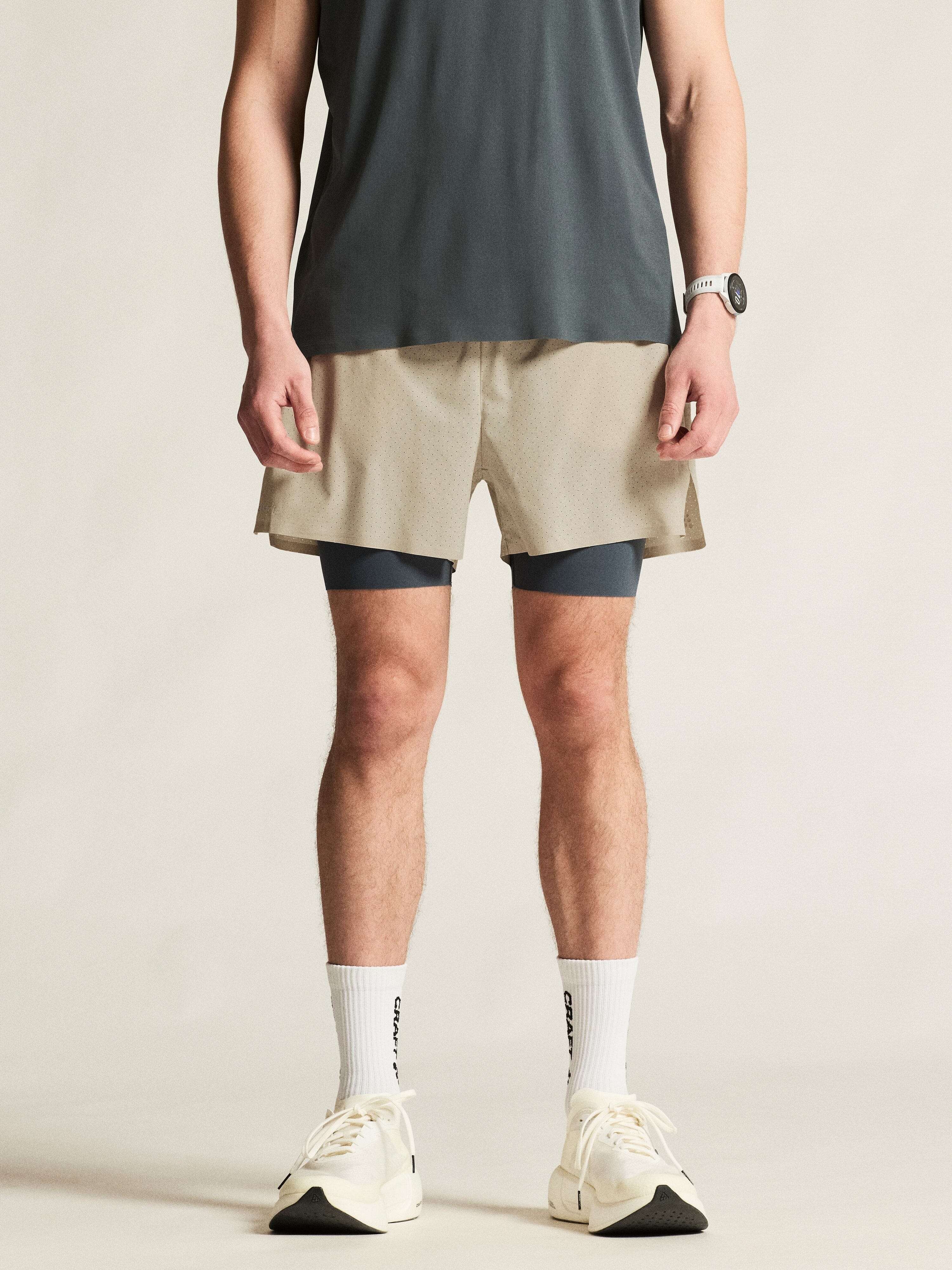 Men's Hypervent 2-In-1 Shorts - Plaster - Image 2