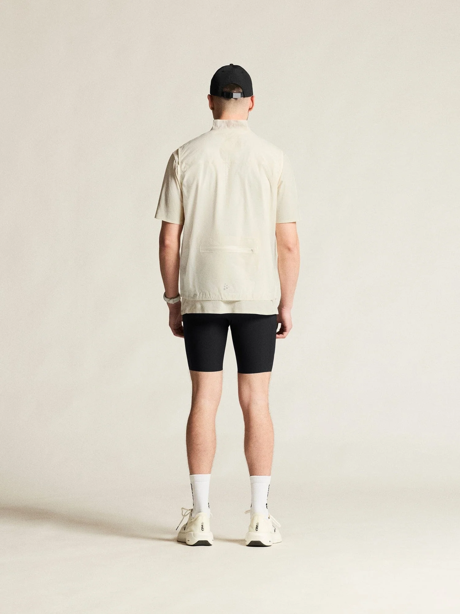 Men's Hypervent Light Wind Vest - Tofu - Image 6