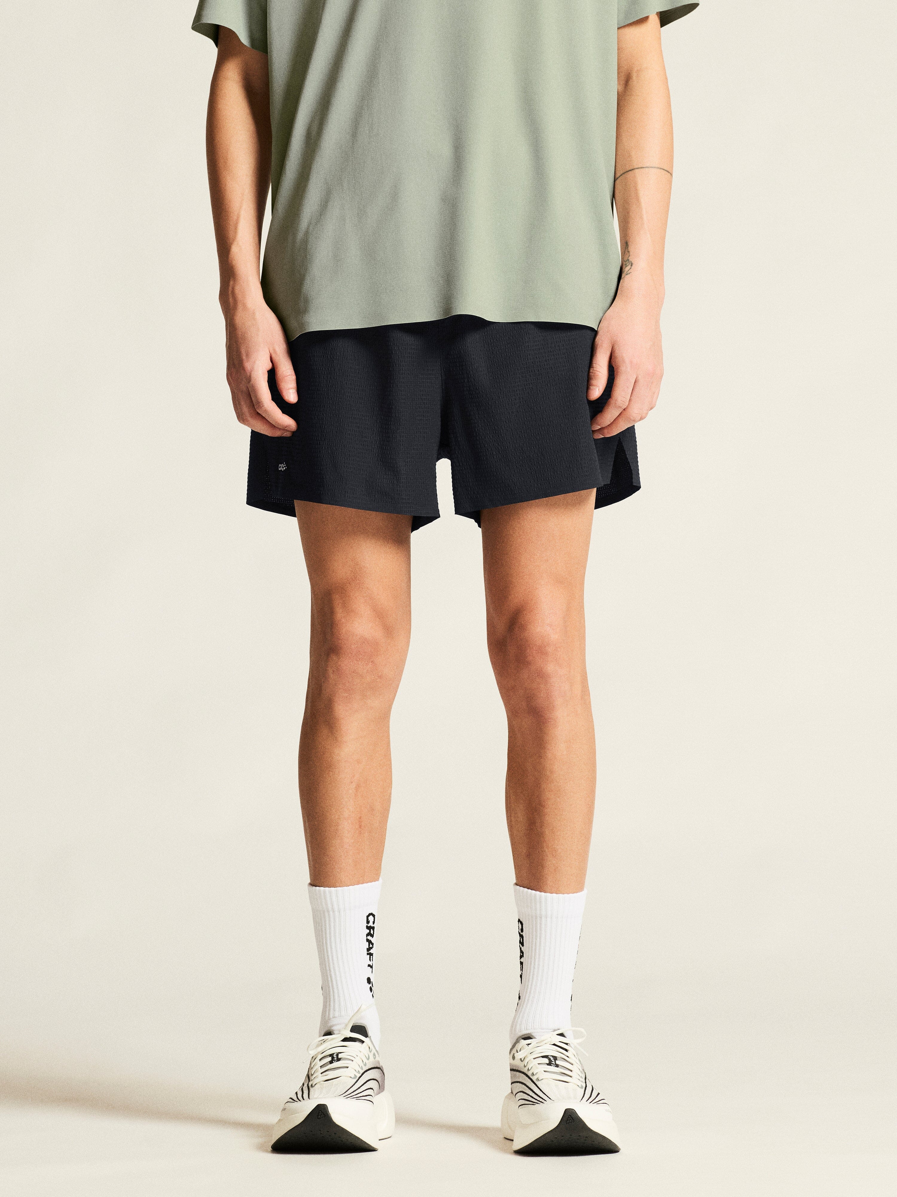 Men's Hypervent Structure Shorts - Black - Image 2