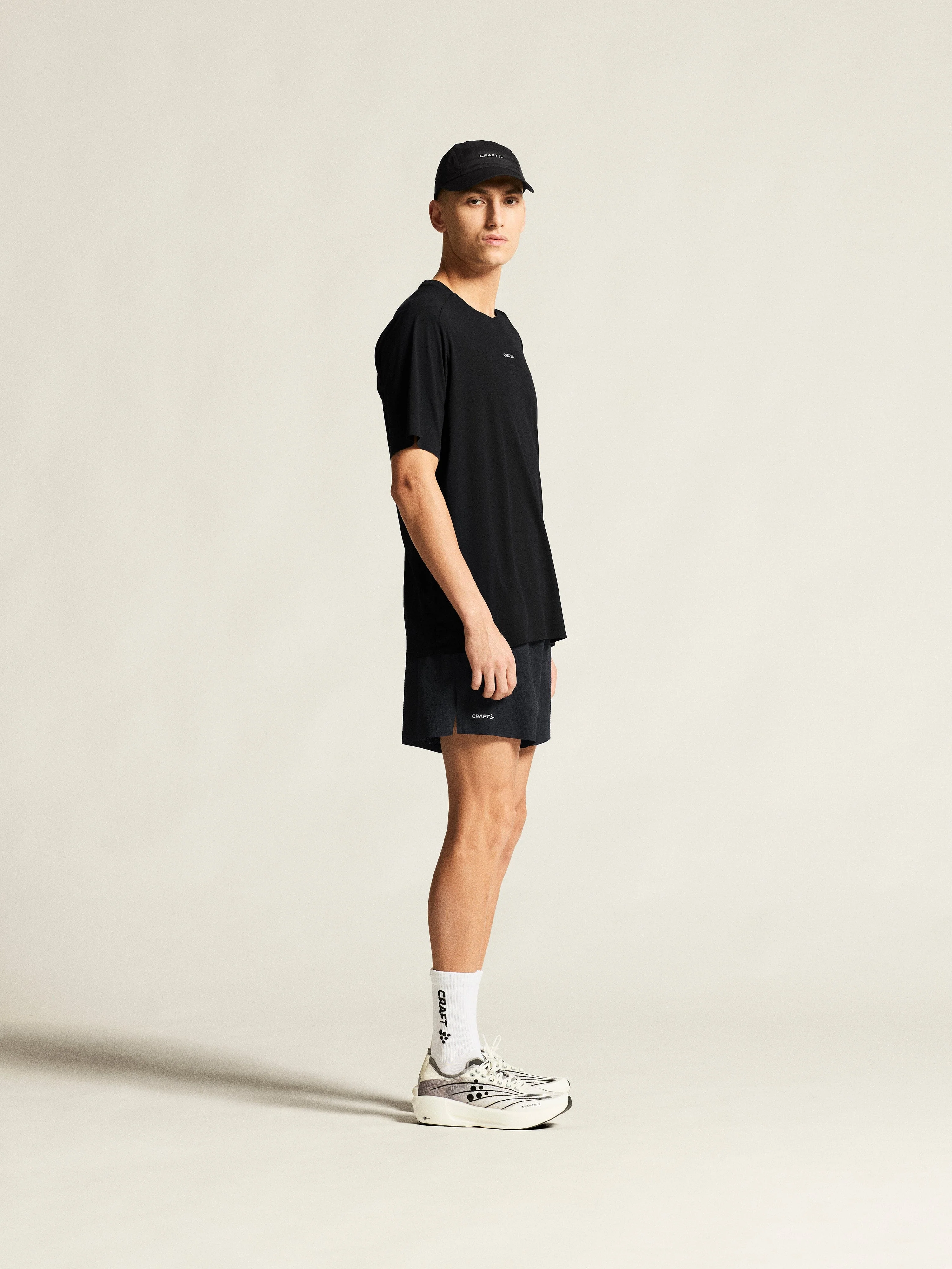 Men's Hypervent Tee - Black - Image 5