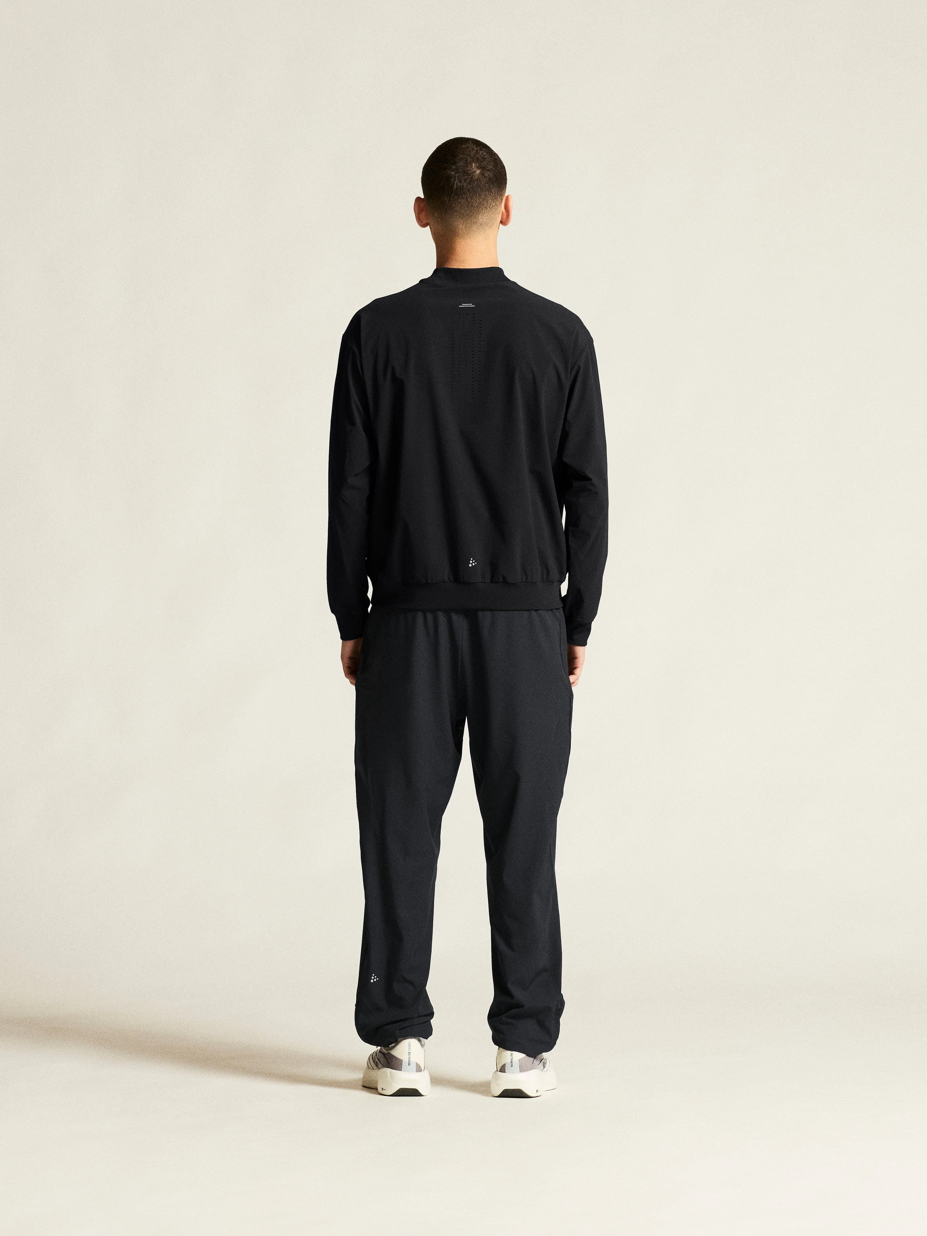 Men's Hypervent Wind Top - Black - Image 7