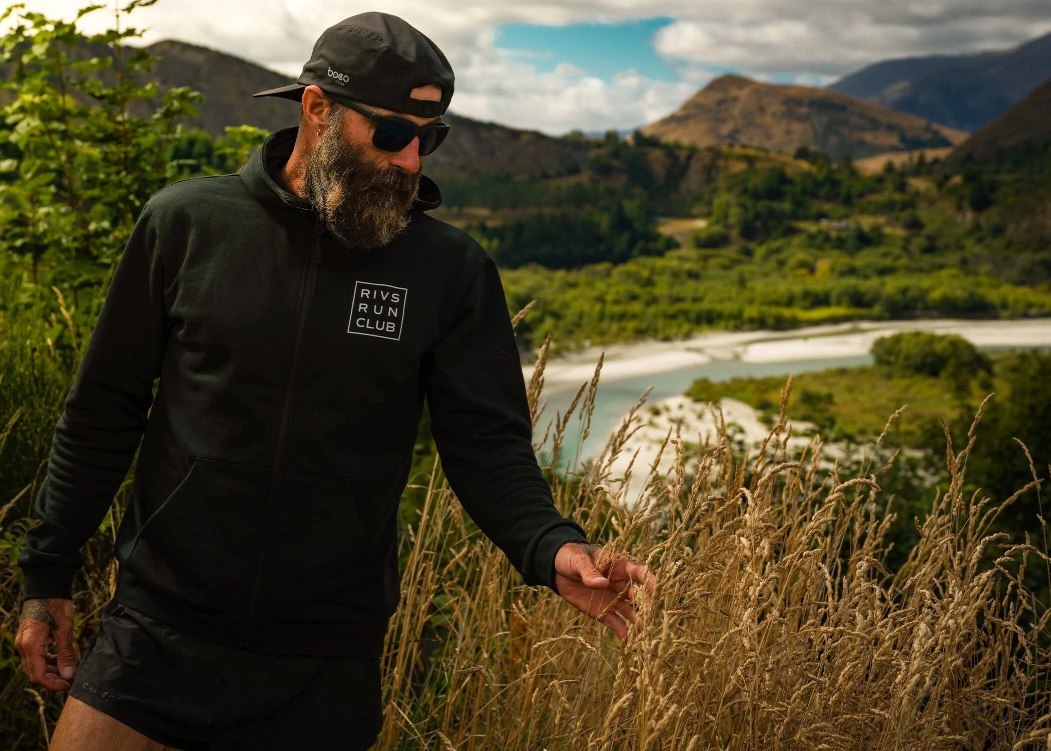 Men's Rivs Run Club Community 2.0 FZ Hoodie - Black/Rivs1 - Image 4