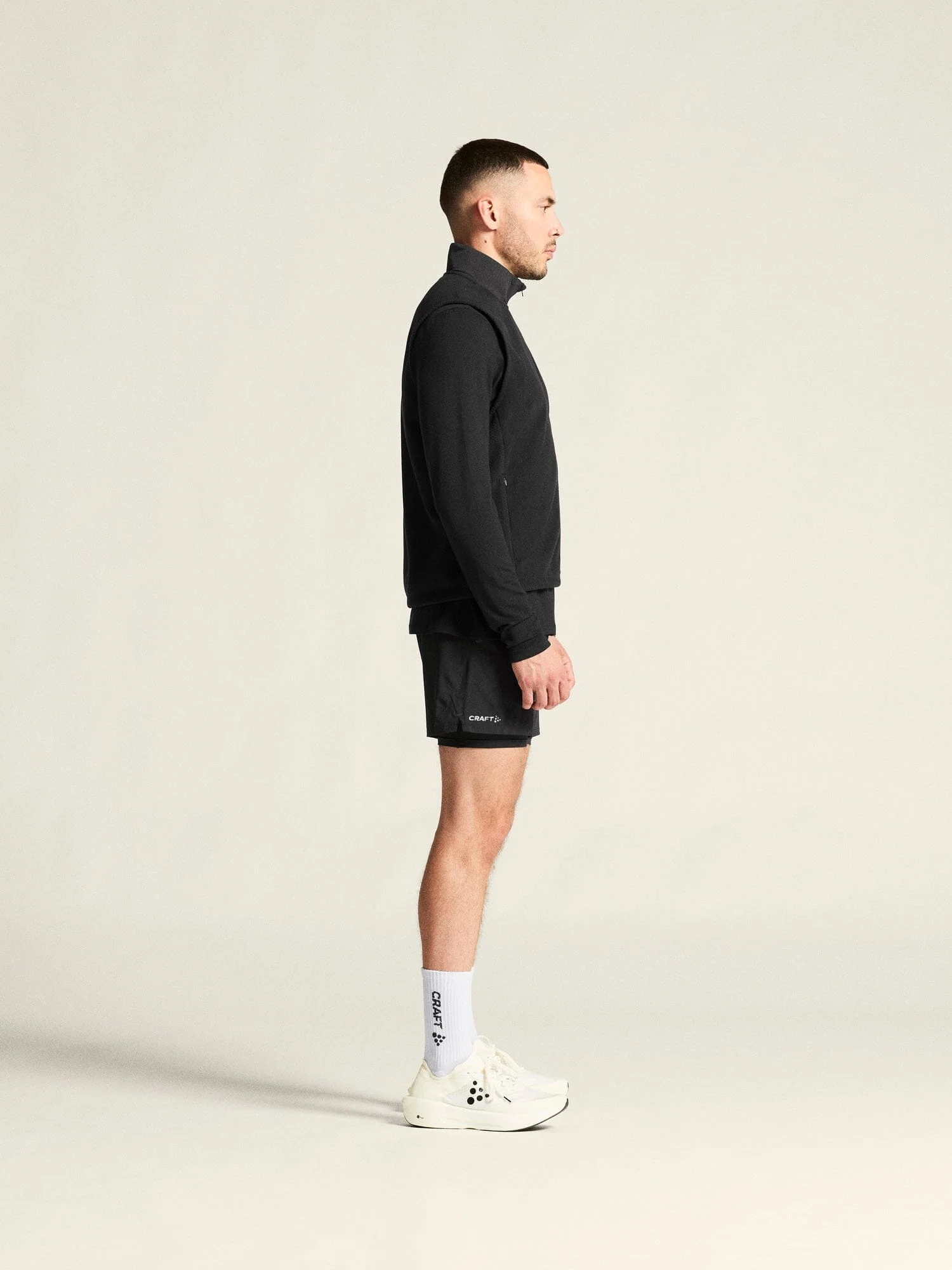 Men's SubZ Fleece Running Vest - Black - Image 6