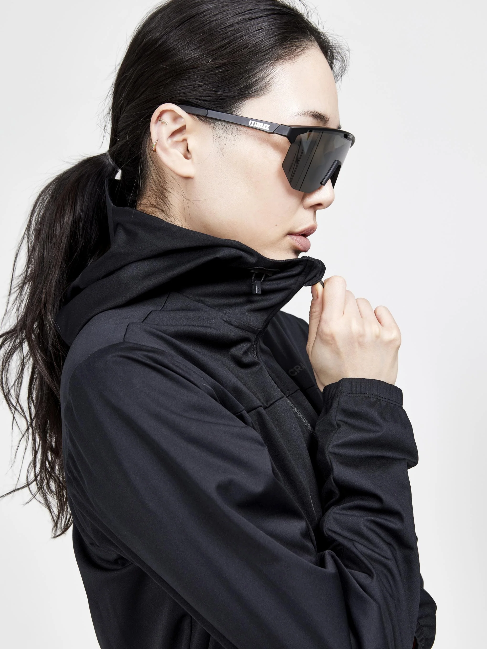 Women's ADV Essence Hydro Jacket - Black - Image 4