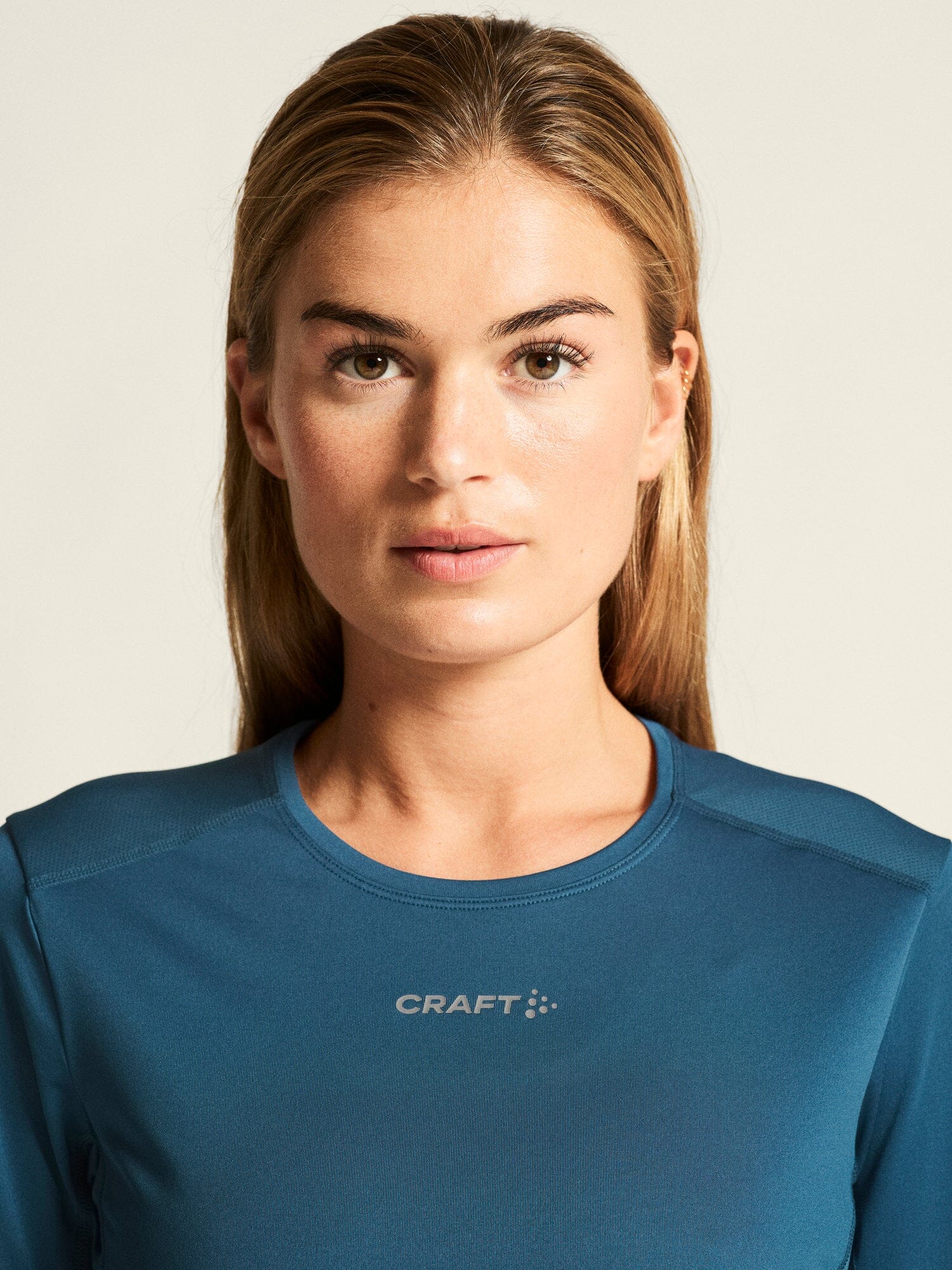 Women's Adv Essence LS Tee 2 - Ensign - Image 3