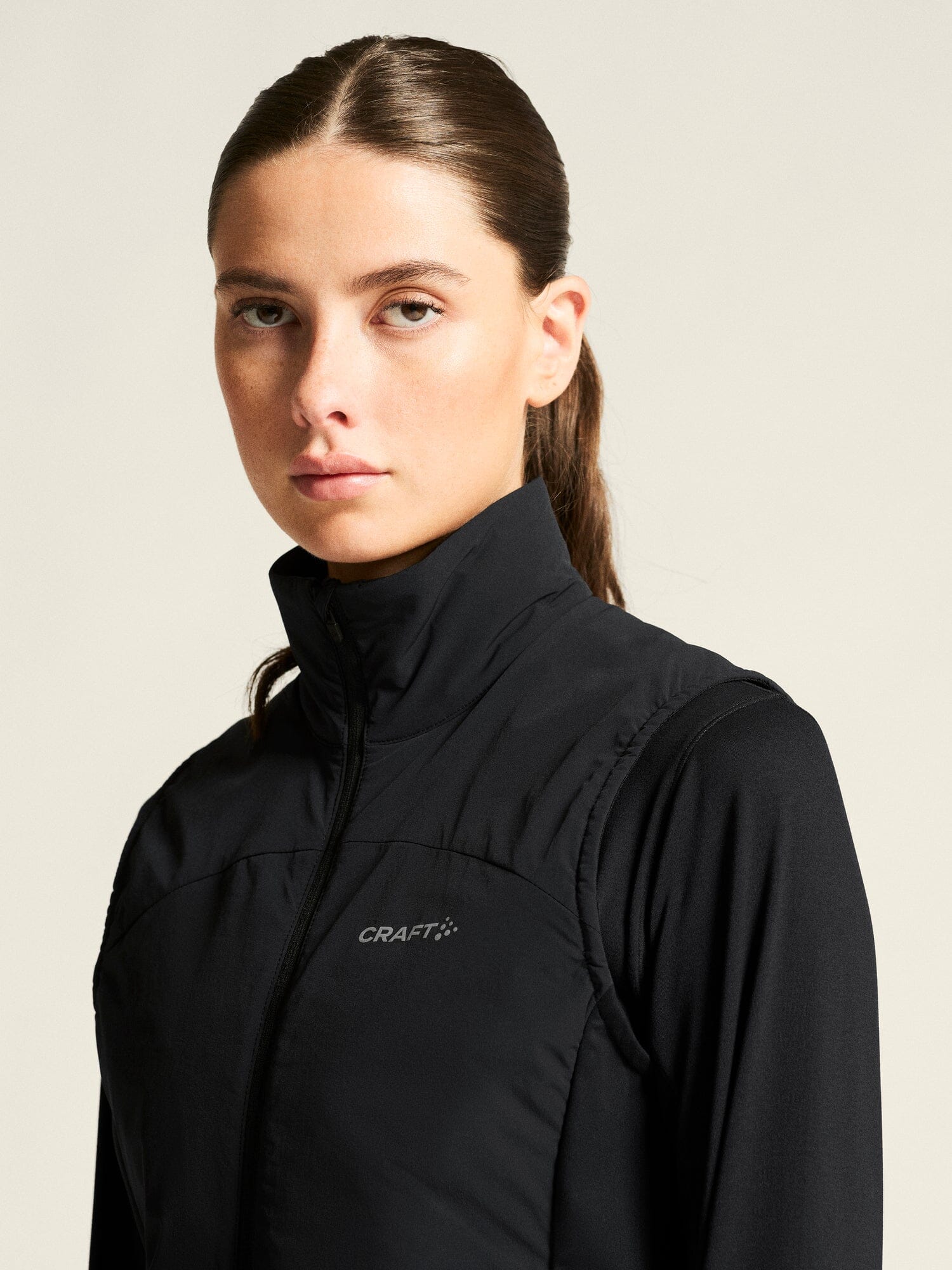Women's ADV Essence Warm Running Vest 2 - Black - Image 3