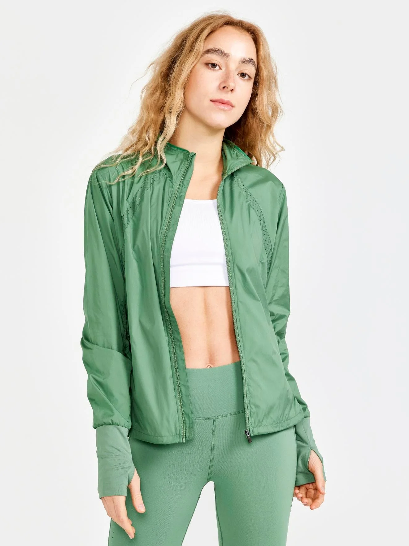 Women's ADV Essence Wind Jacket - CALM - Image 73