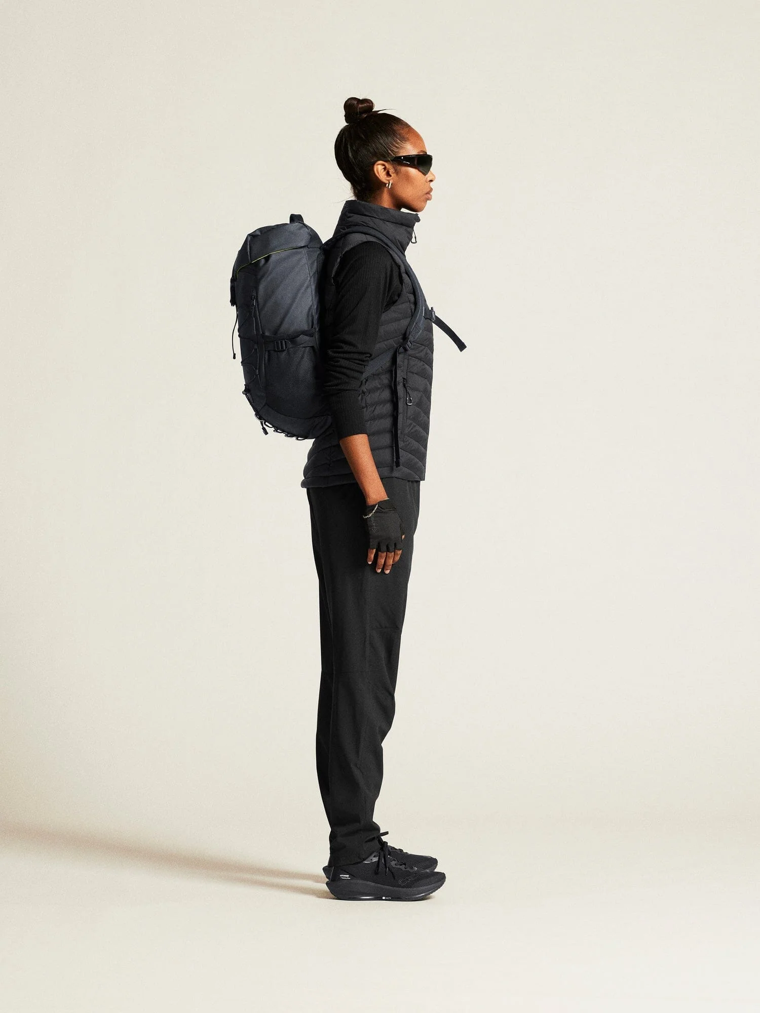Women's ADV Explore Light Down Vest - Black - Image 6