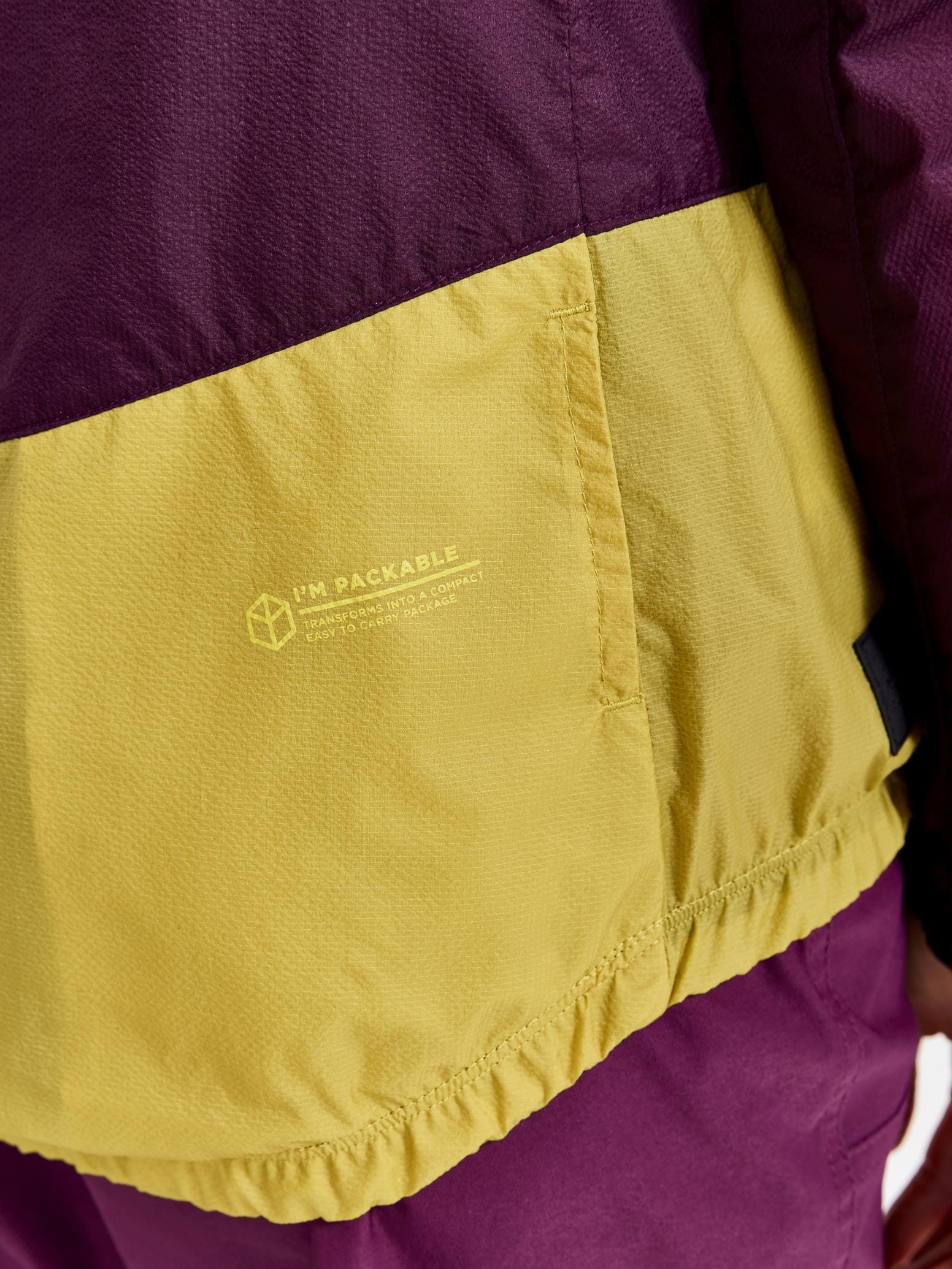 Women's ADV Gravel Wind Jacket - BURGUNDY-CRESS - Image 6