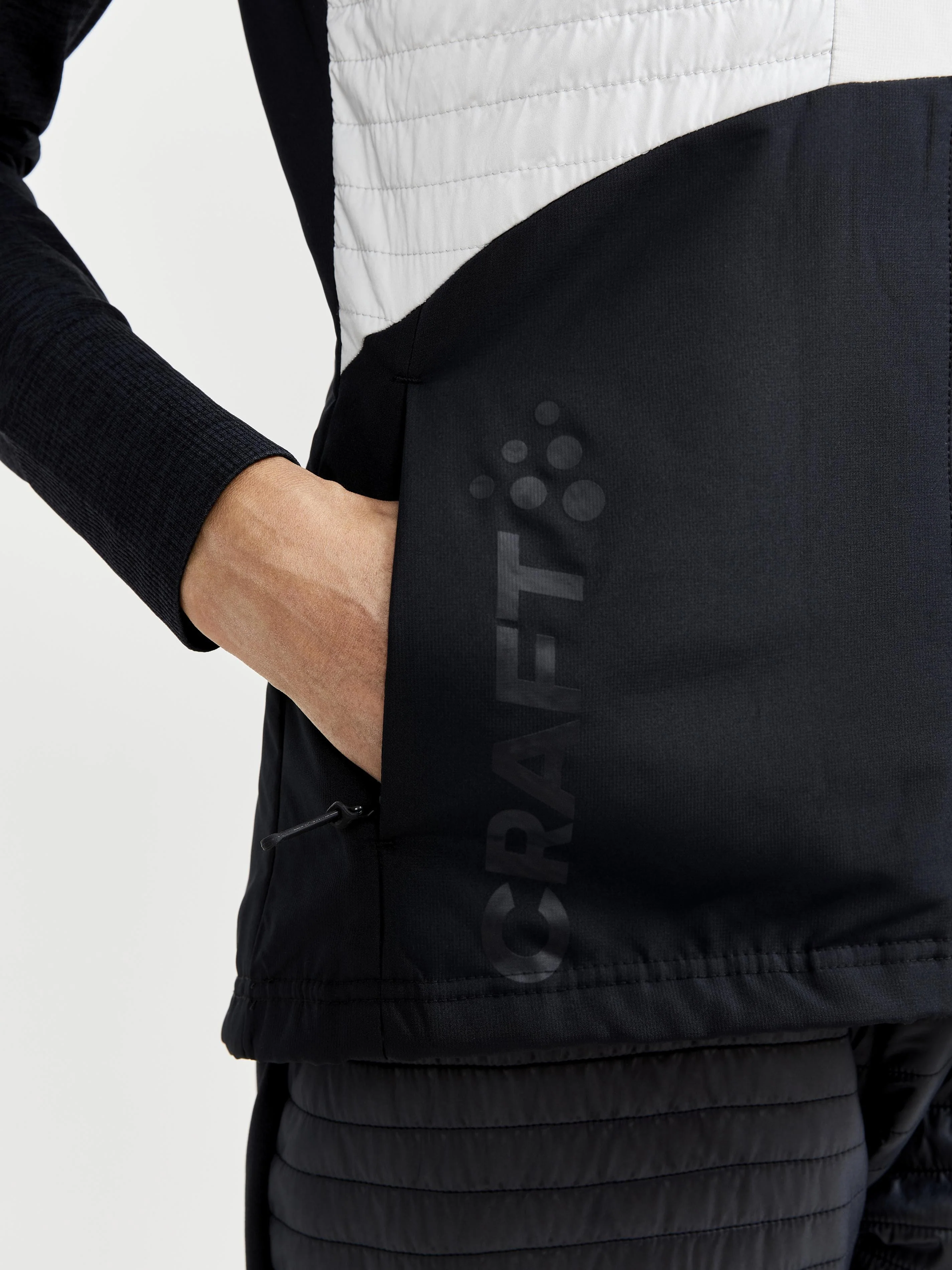 Women's ADV Storm Insulate XC Vest - ASH/BLACK - Image 4