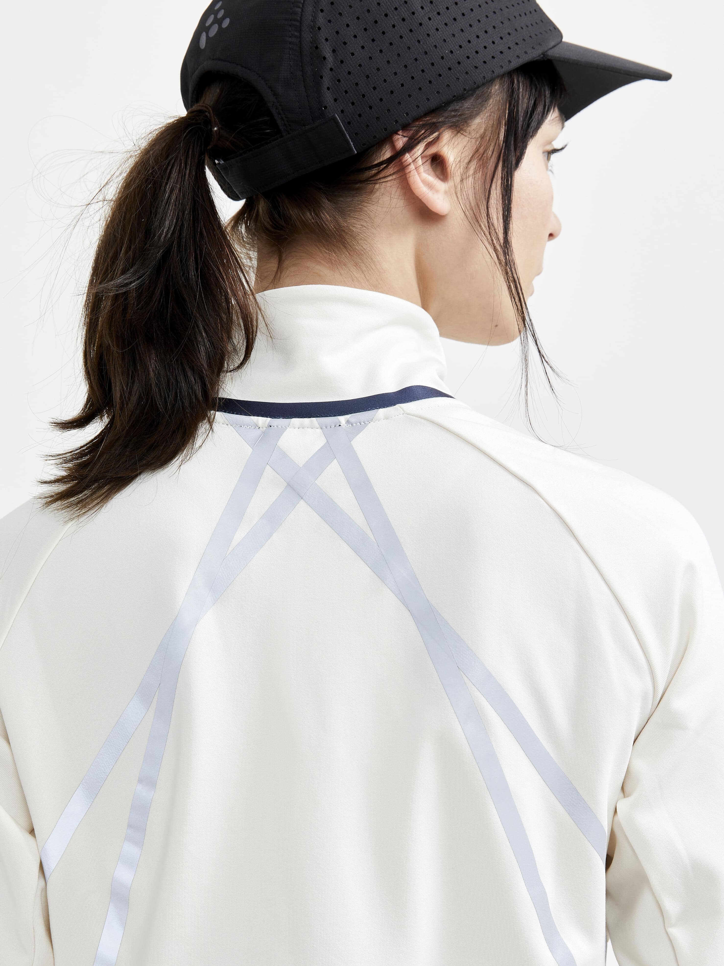Women's ADV SubZ Lumen Running Jacket 2 - WHISPER - Image 3