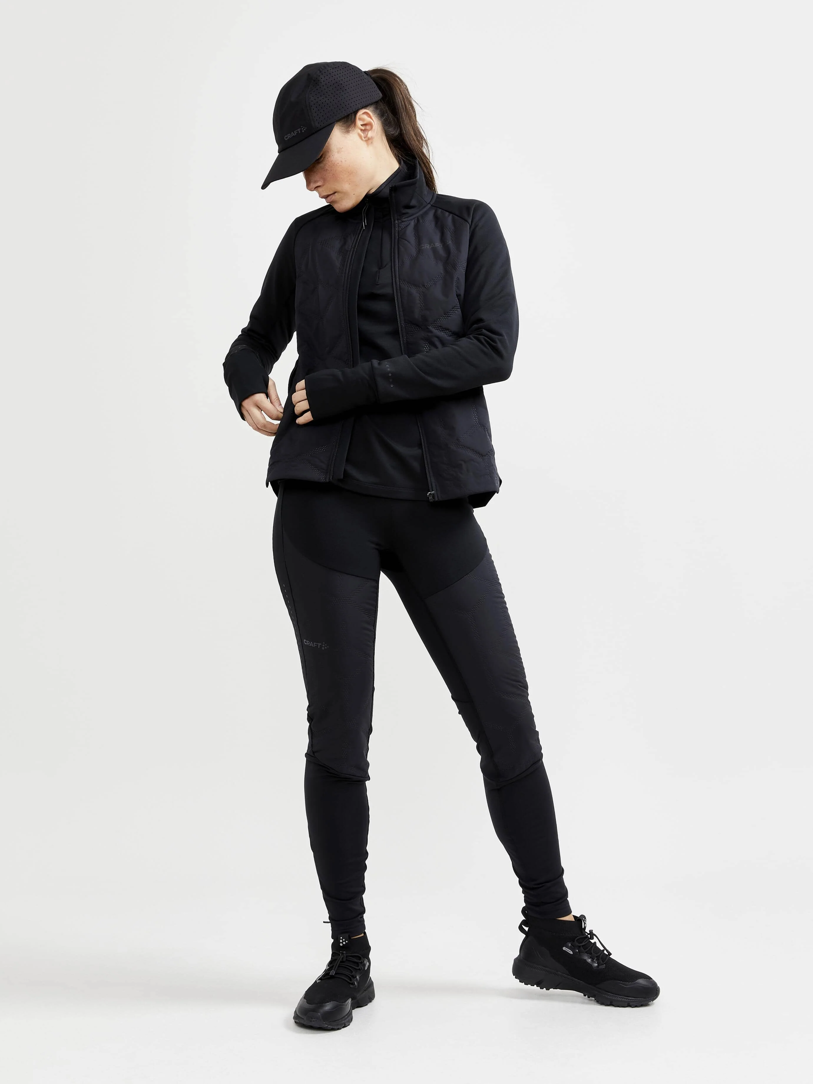 Women's ADV SubZ Running Tee - Black - Image 4