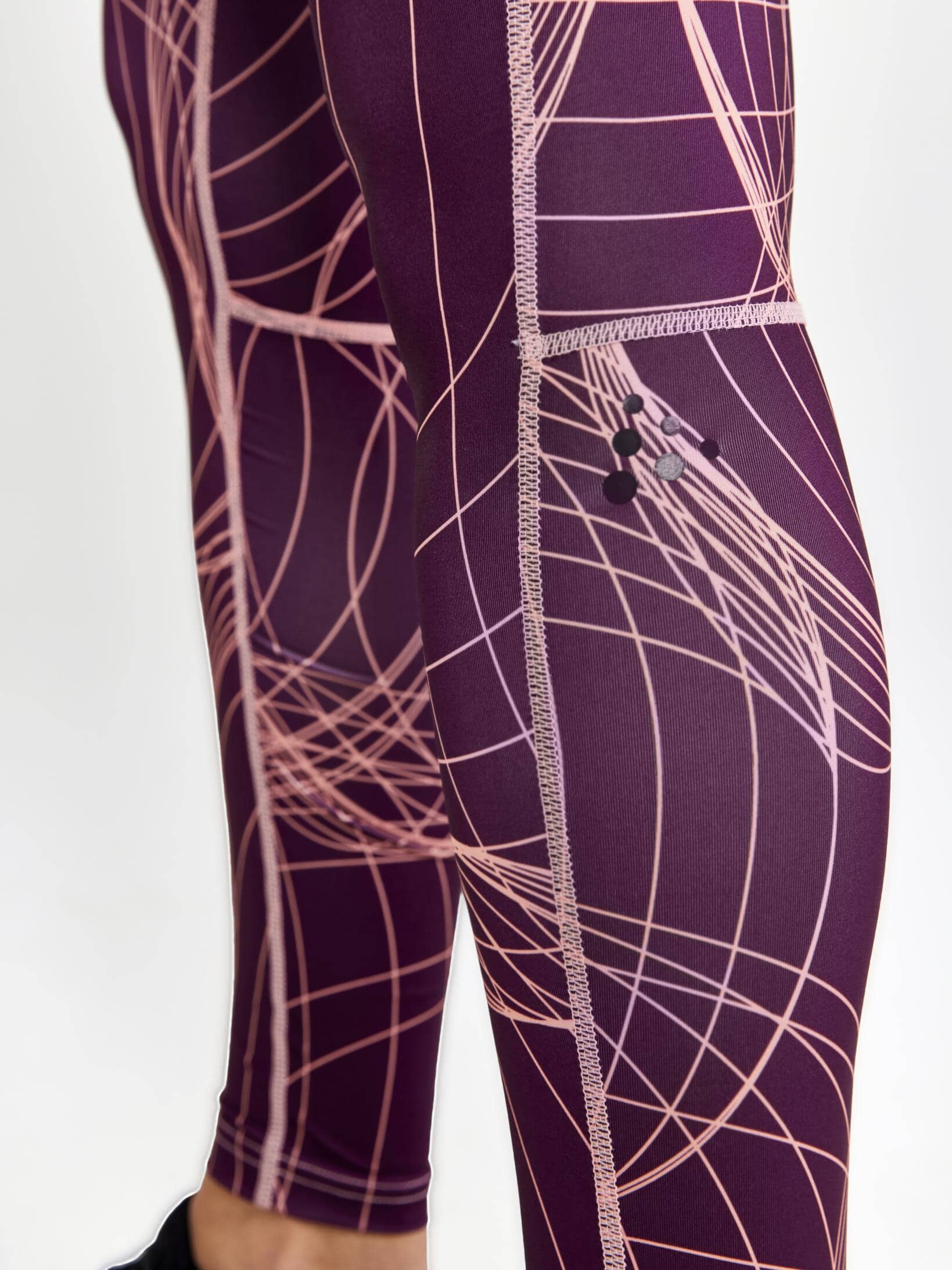 Women's Core Essence Training Tights - BURGUNDY-BLEIKUR - Image 4
