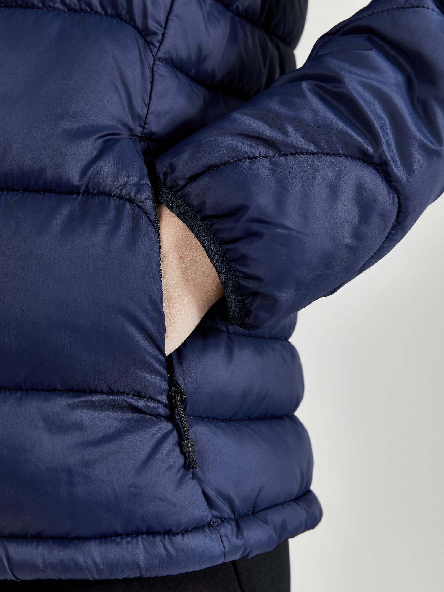 Women's Core Explore Isolate Jacket - BLAZE - Image 3