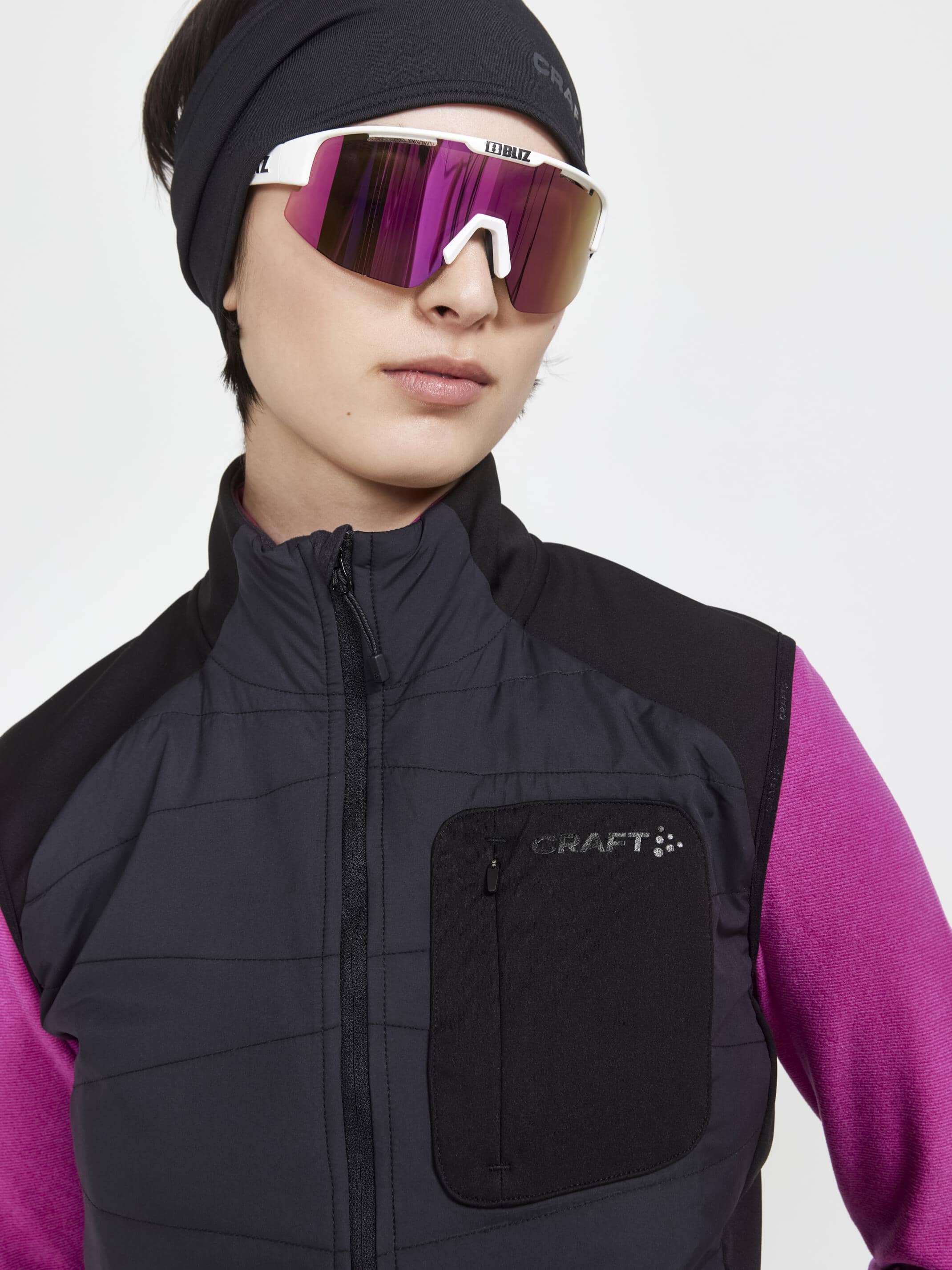 Women's Core XC Training Insulate Vest - Black - Image 2