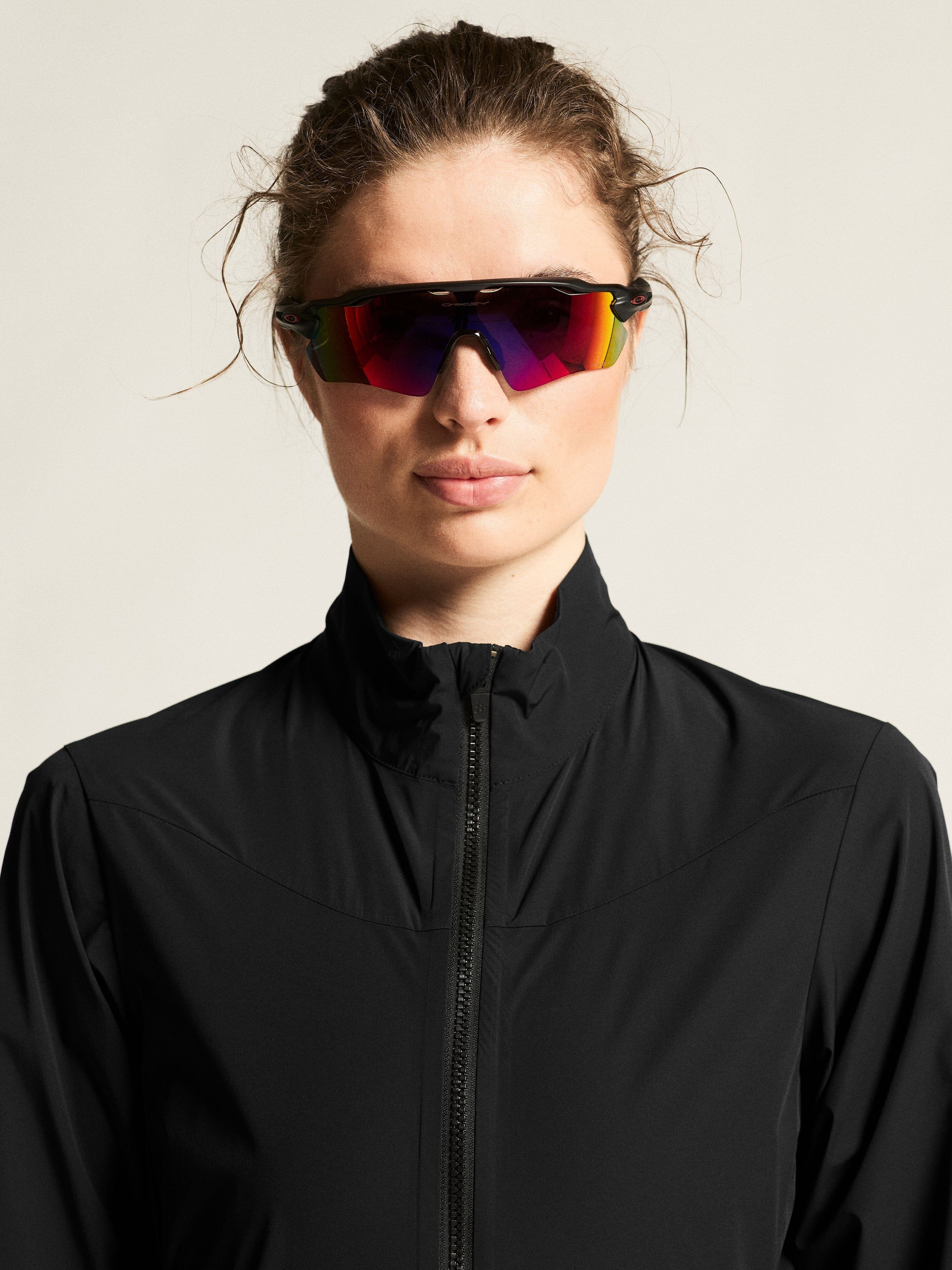 Women's Endur Light Wind Jacket - Black - Image 3