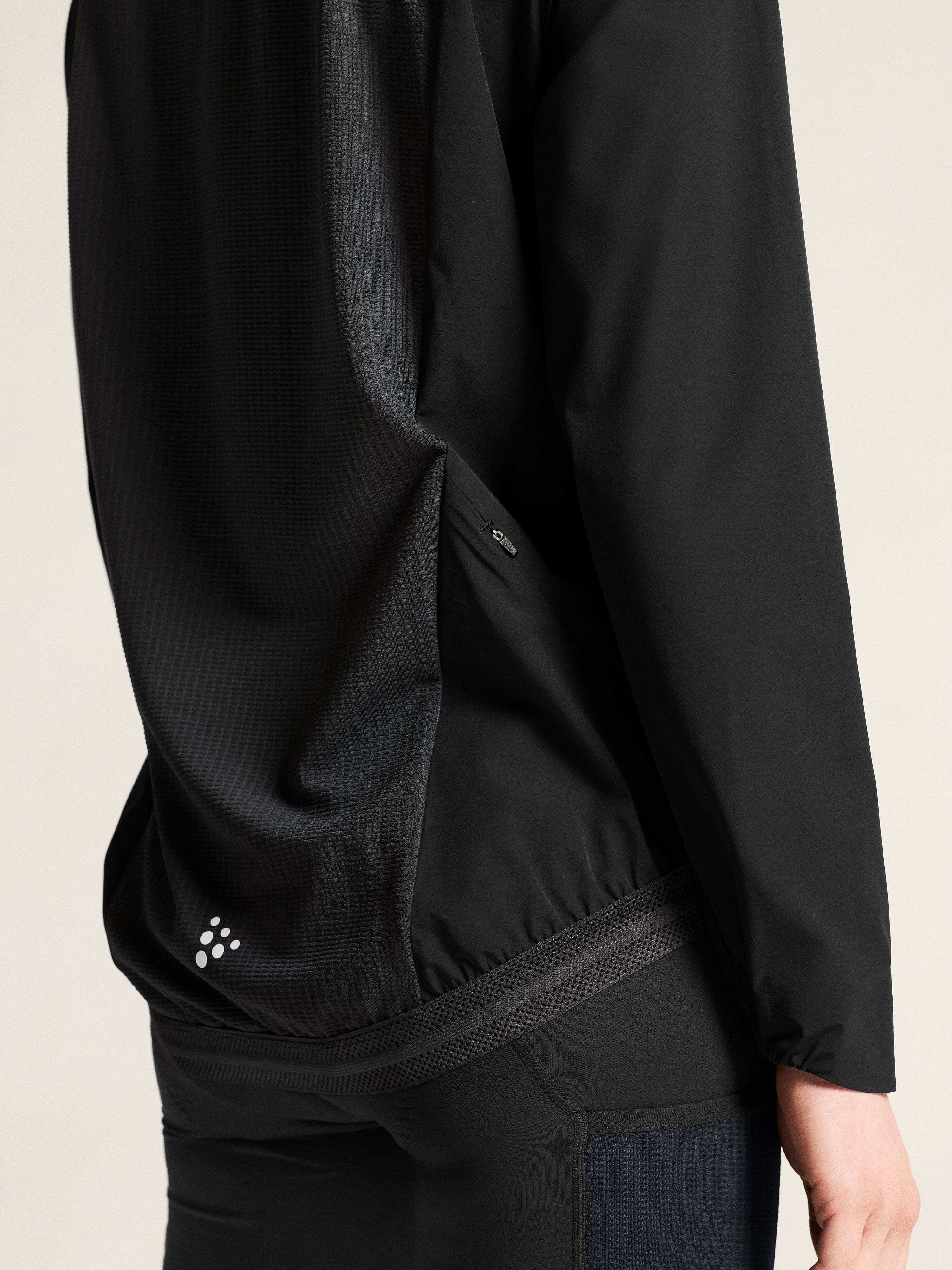 Women's Endur Light Wind Jacket - Black - Image 6