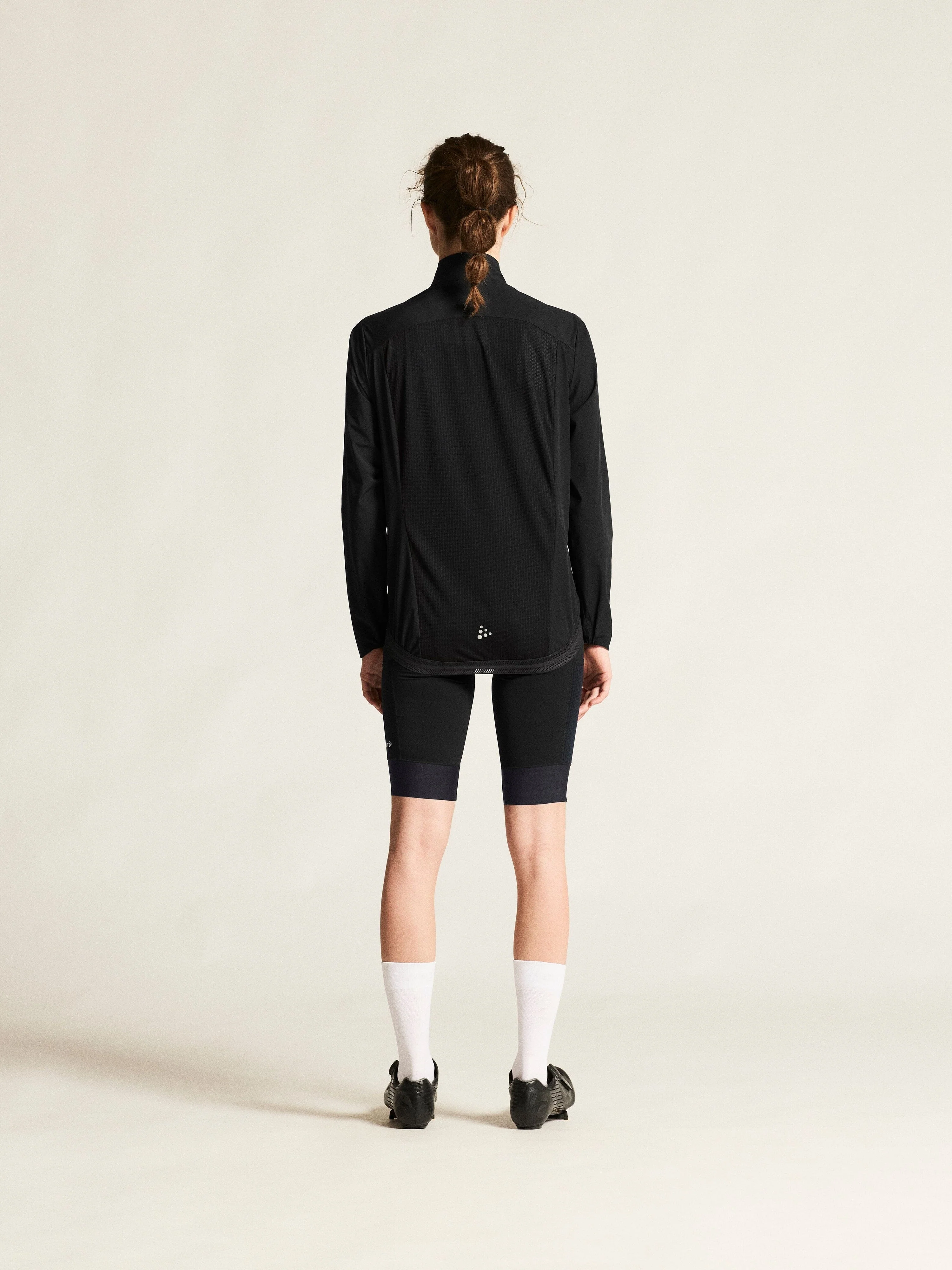 Women's Endur Light Wind Jacket - Black - Image 8