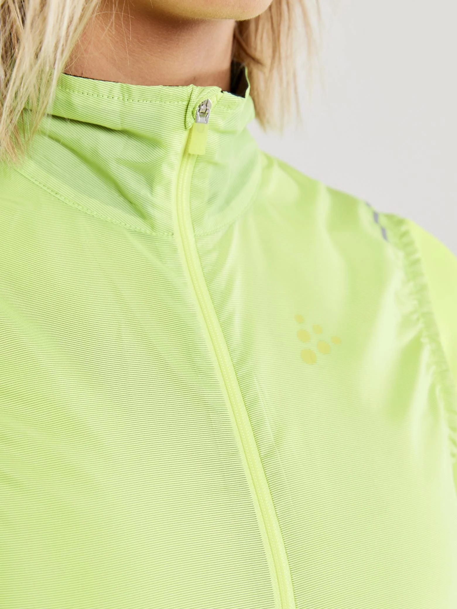Women's Essence Light Wind Cycling Vest - Flumino - Image 5