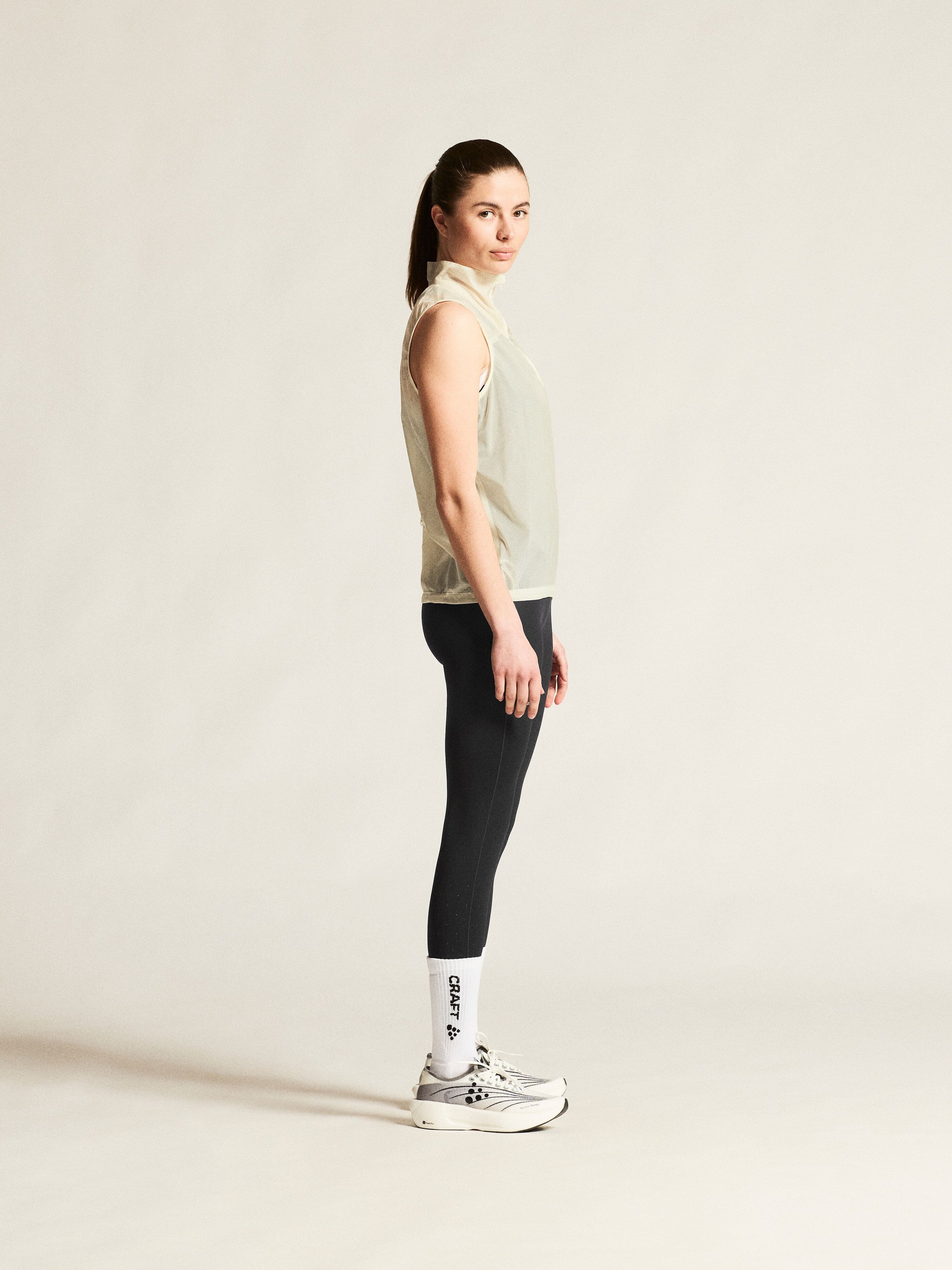 Women's Hypervent Light Wind Vest - Tofu - Image 5