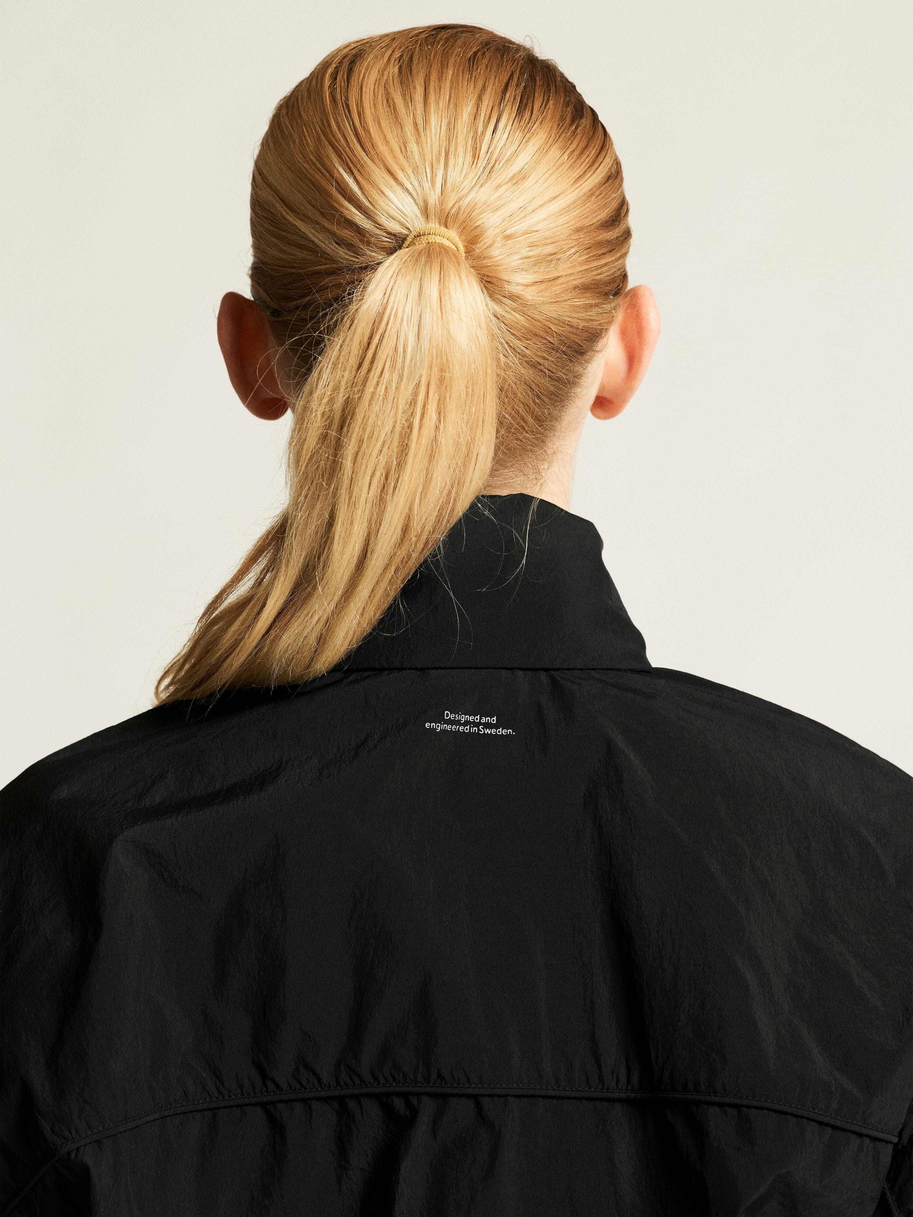 Women's Hypervent Oversized Wind Jacket - Black - Image 5