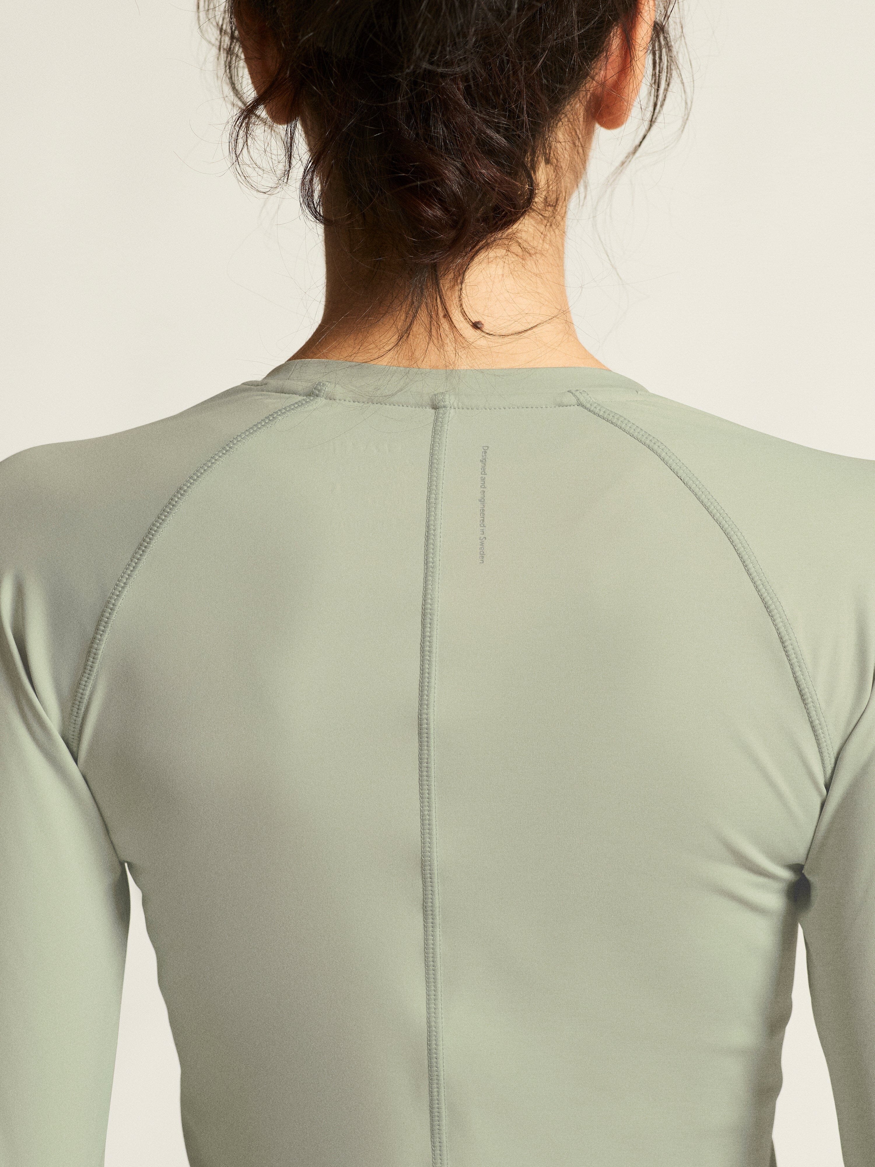 Women's Hypervent Tight Longsleeve - Pigeon - Image 4