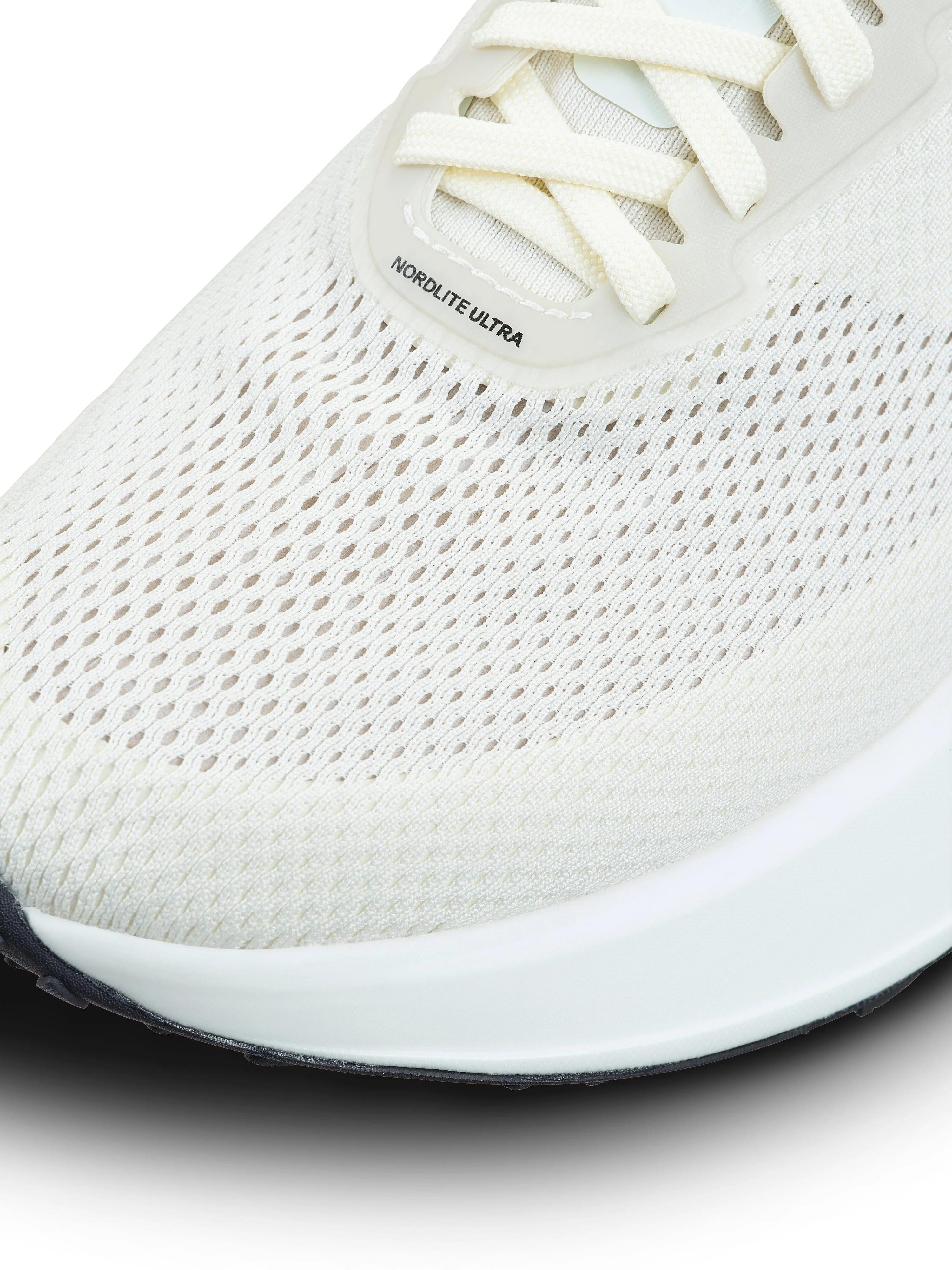 Women's Nordlite Ultra Gravel Running Shoe - Ash White/Black - Image 3