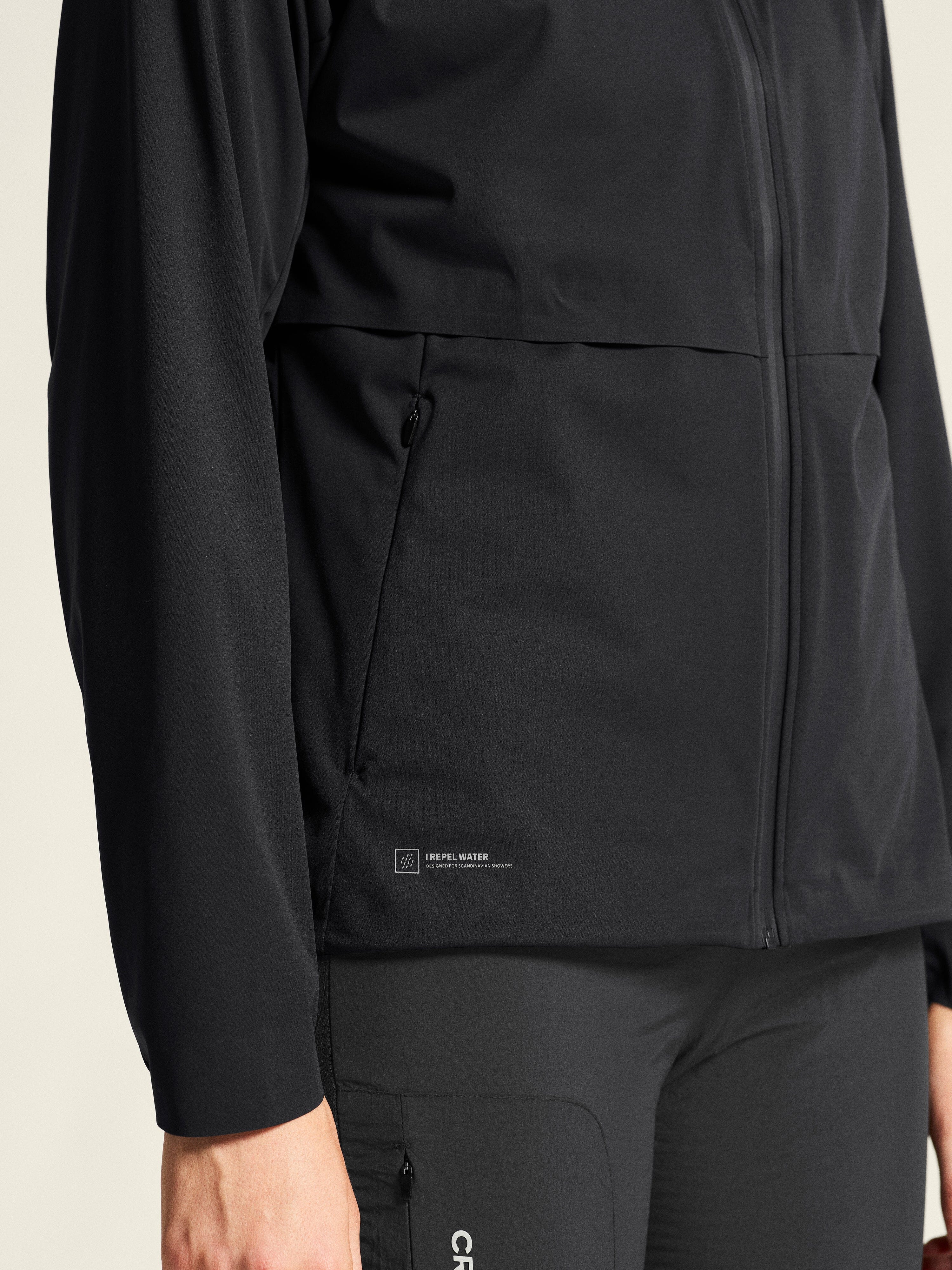 Women's Pro Hydro Jacket 3 - Black - Image 4