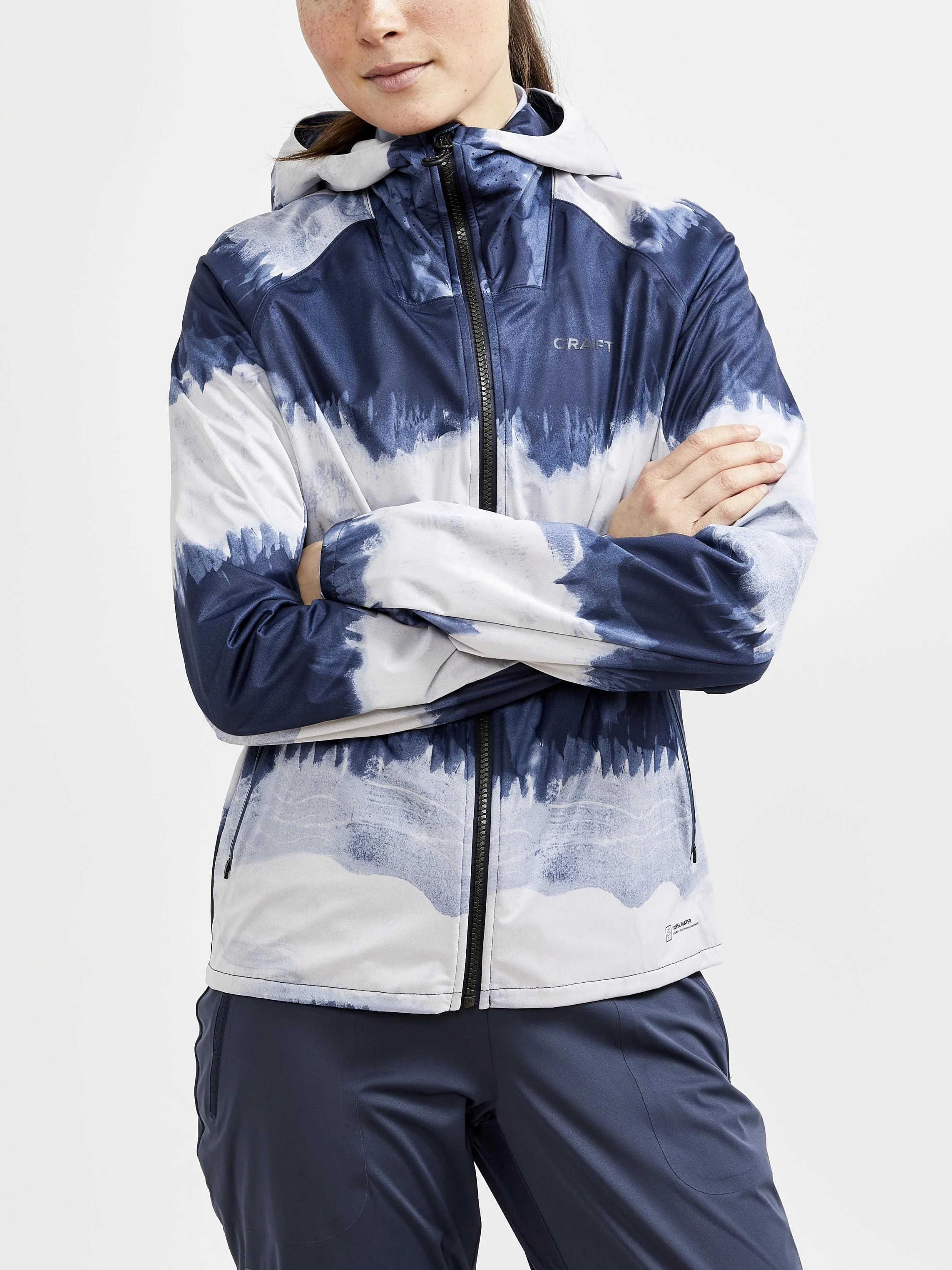 Women's Pro Hydro Running Jacket 2 - BLUES - Image 32