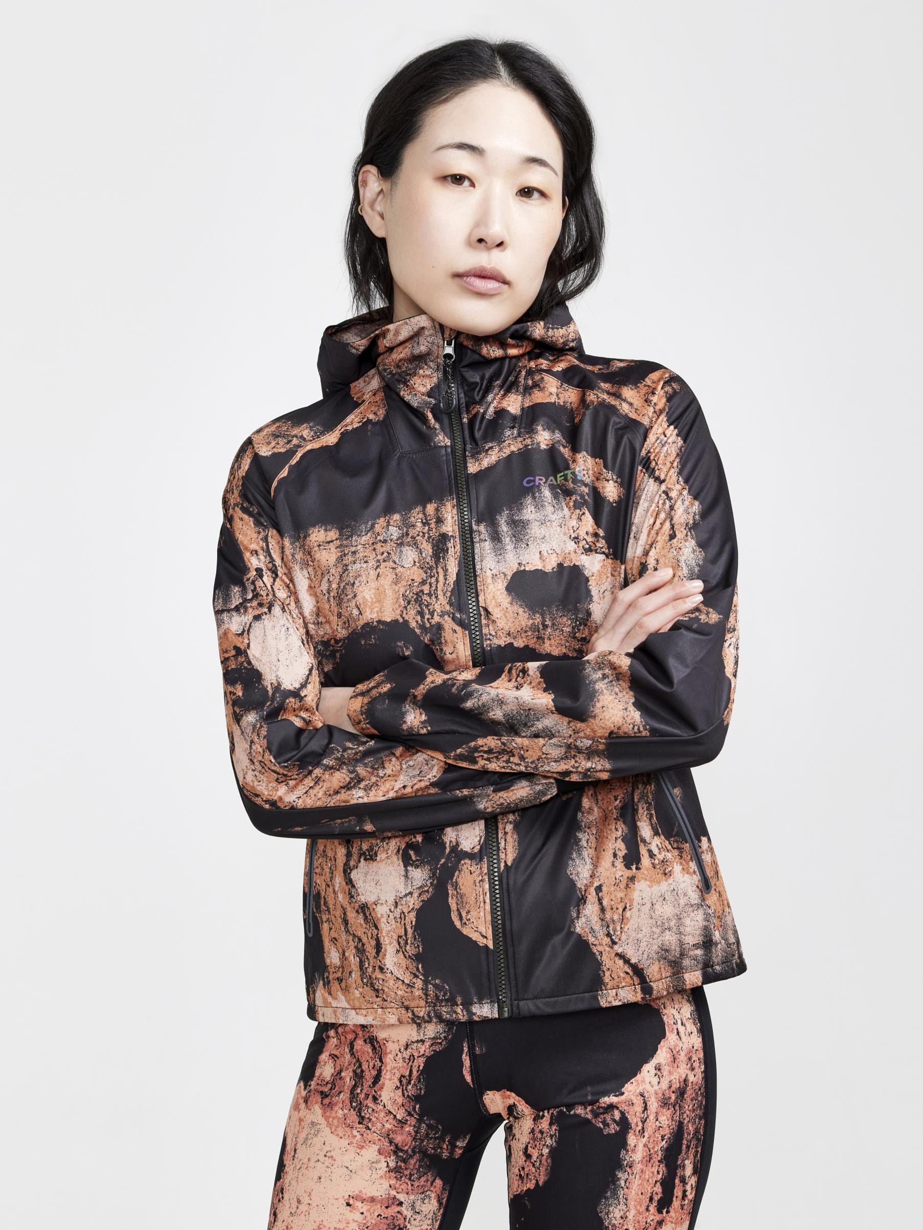 Women's Pro Hydro Running Jacket 2 - MULTI/BLUES - Image 26