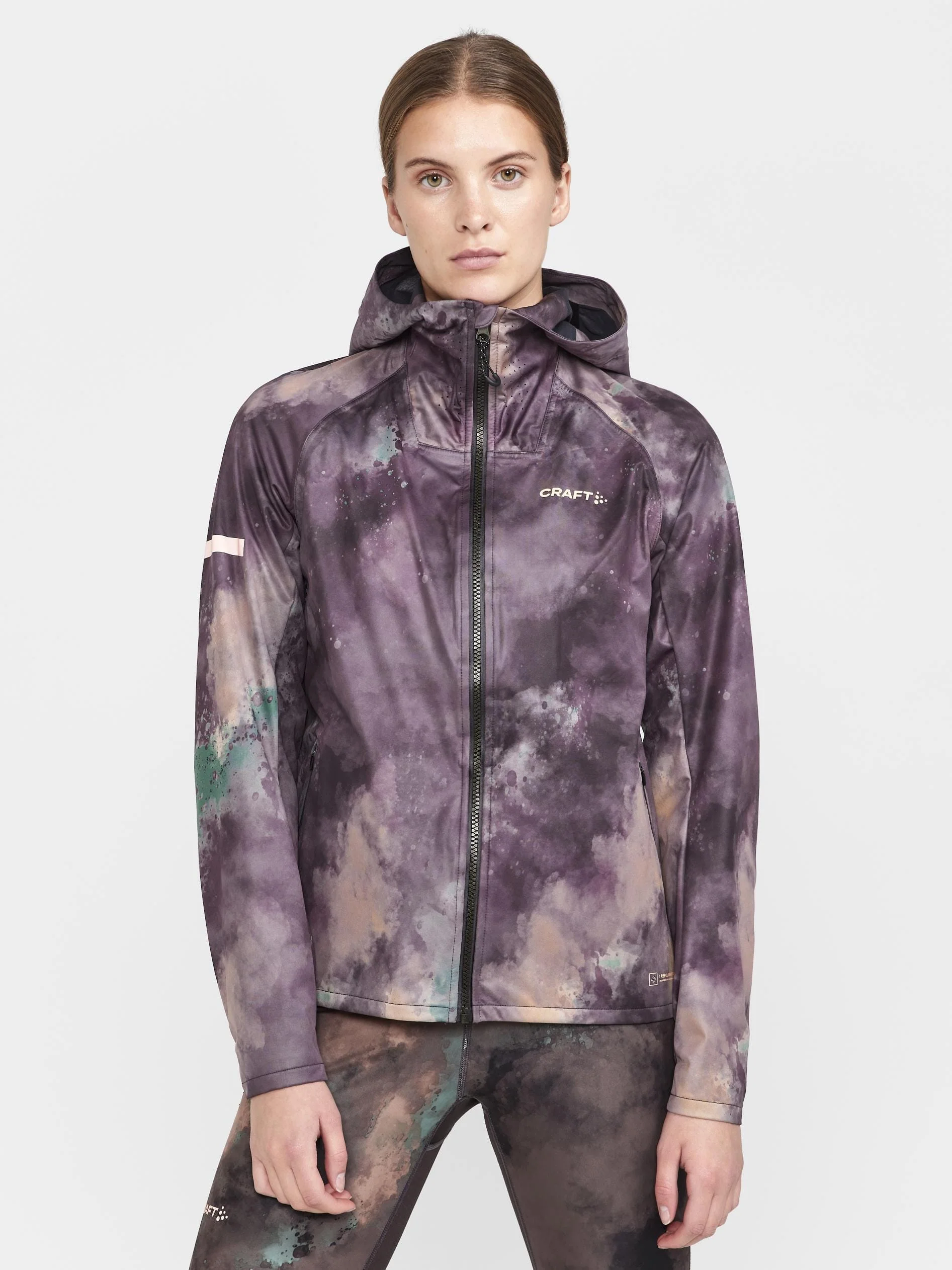 Women's Pro Hydro Running Jacket 2 - MULTI/BLUES - Image 9