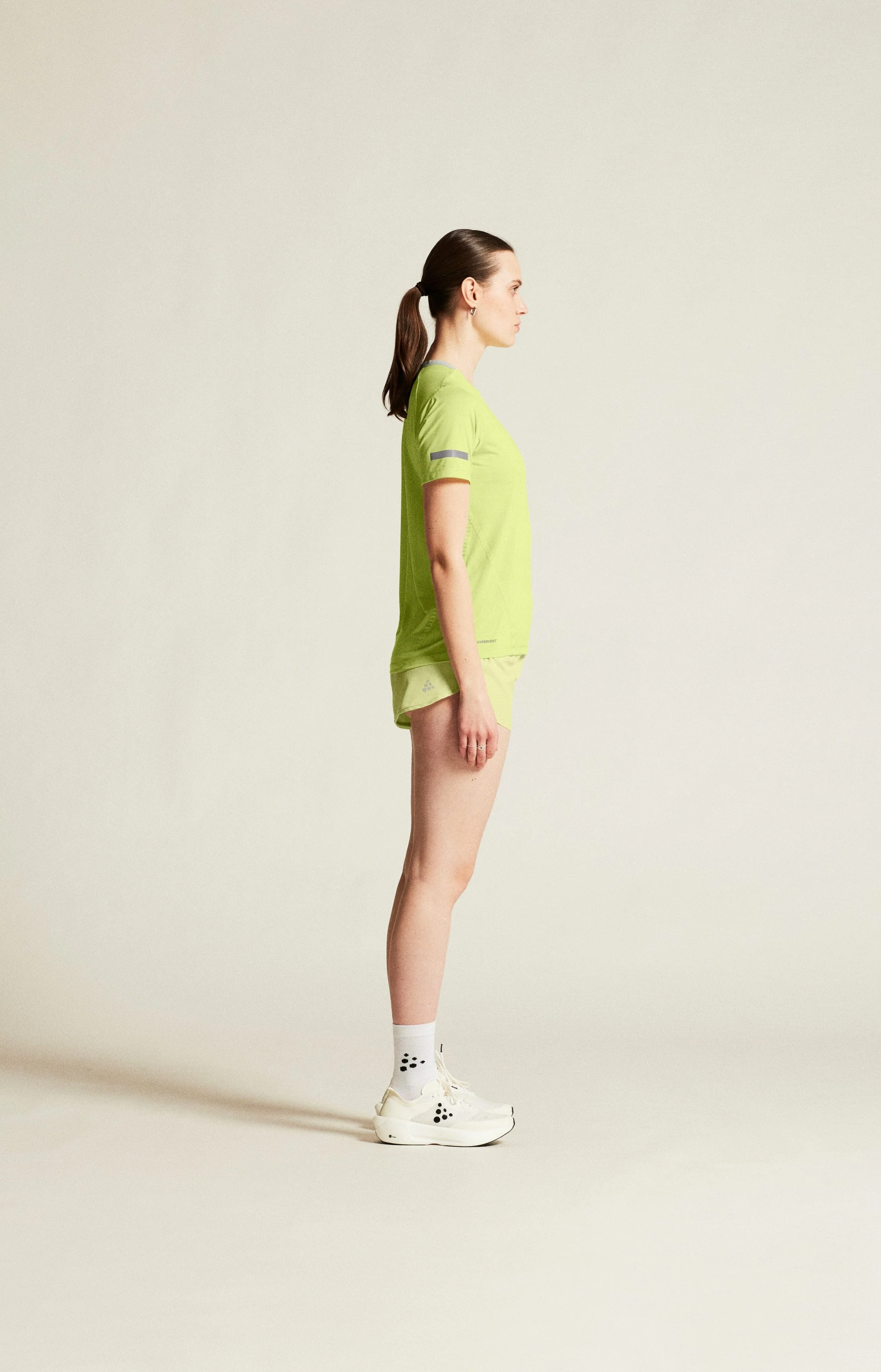 Women's Pro Hypervent Running Tee 2.0 - CLOUD - Image 14