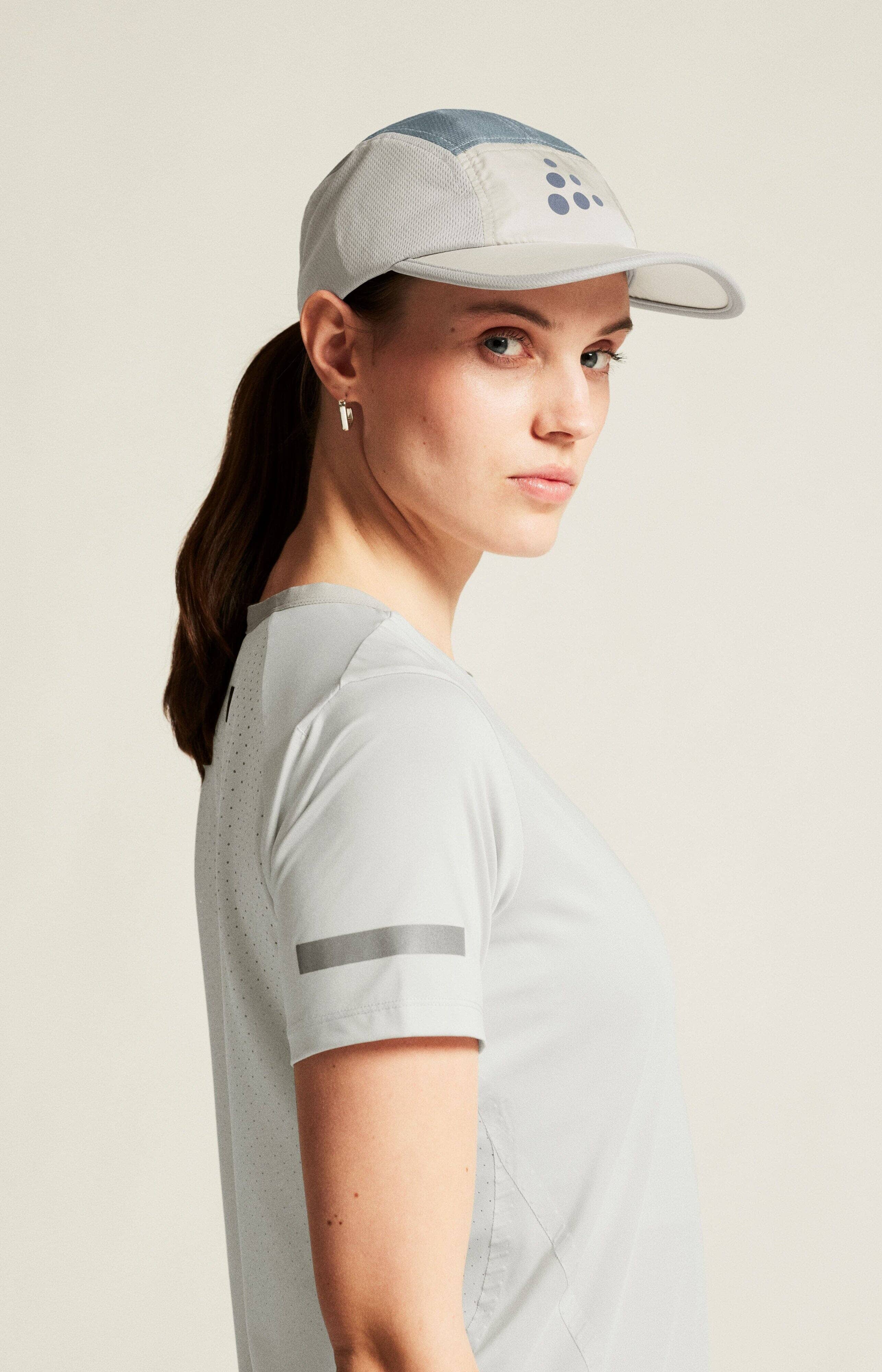 Women's Pro Hypervent Running Tee 2.0 - CLOUD - Image 7