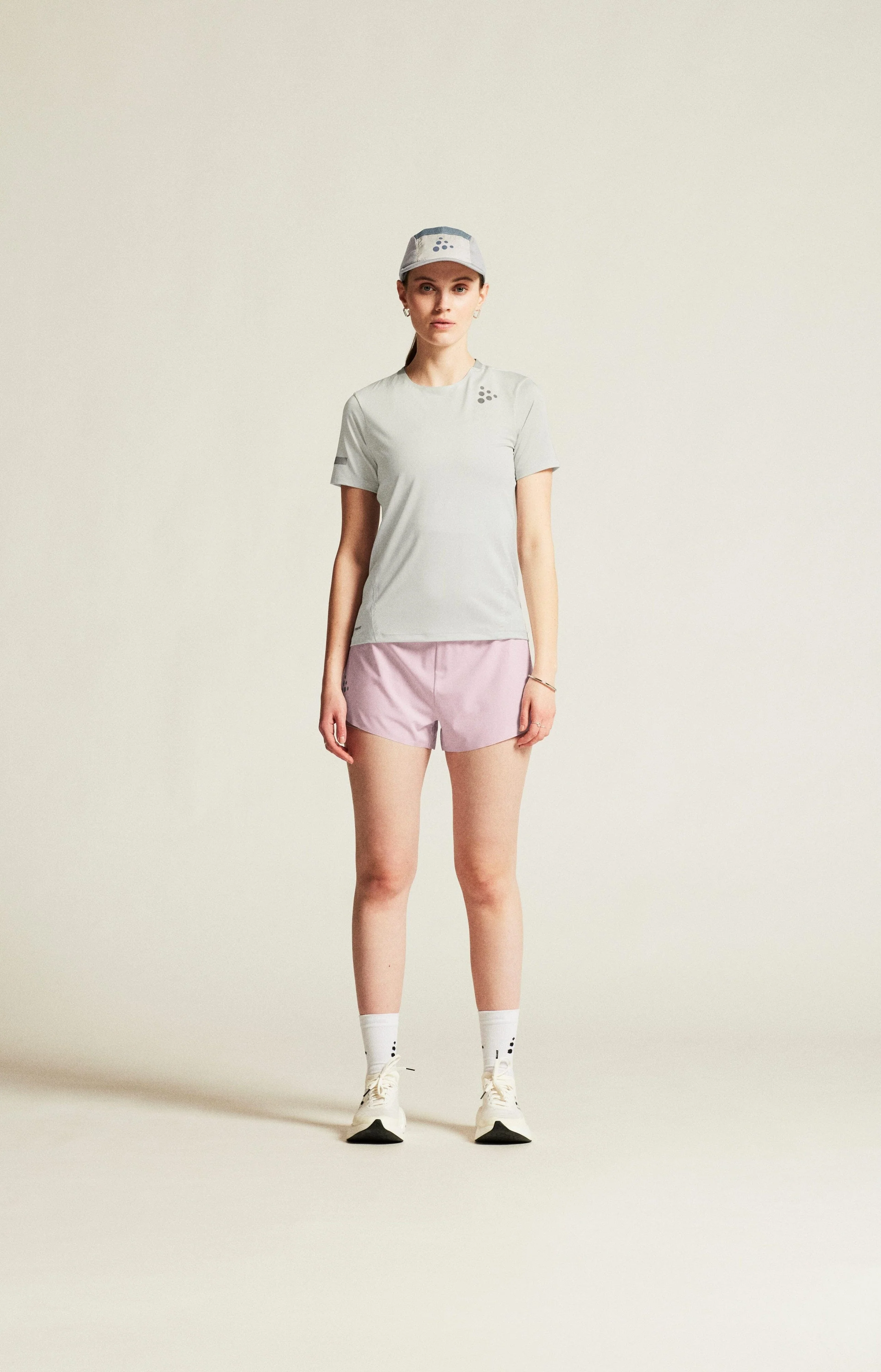 Women's Pro Hypervent Running Tee 2.0 - CLOUD - Image 9