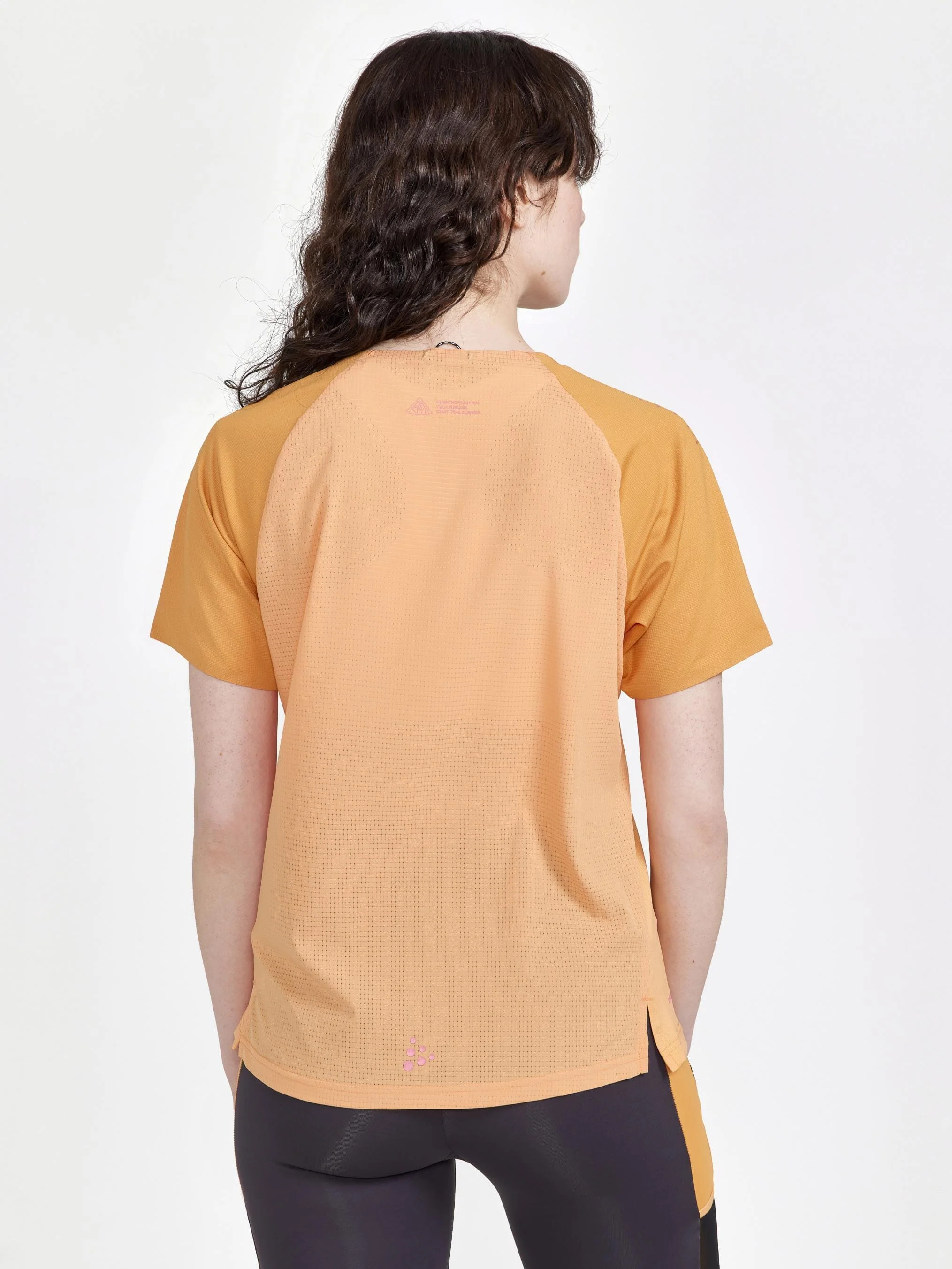 Women's Pro Trail Running Short Sleeve Tee - PEACH-DESERT - Image 2