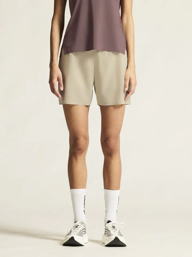 Women's Pro Trail Shorts - Plaster - Image 2